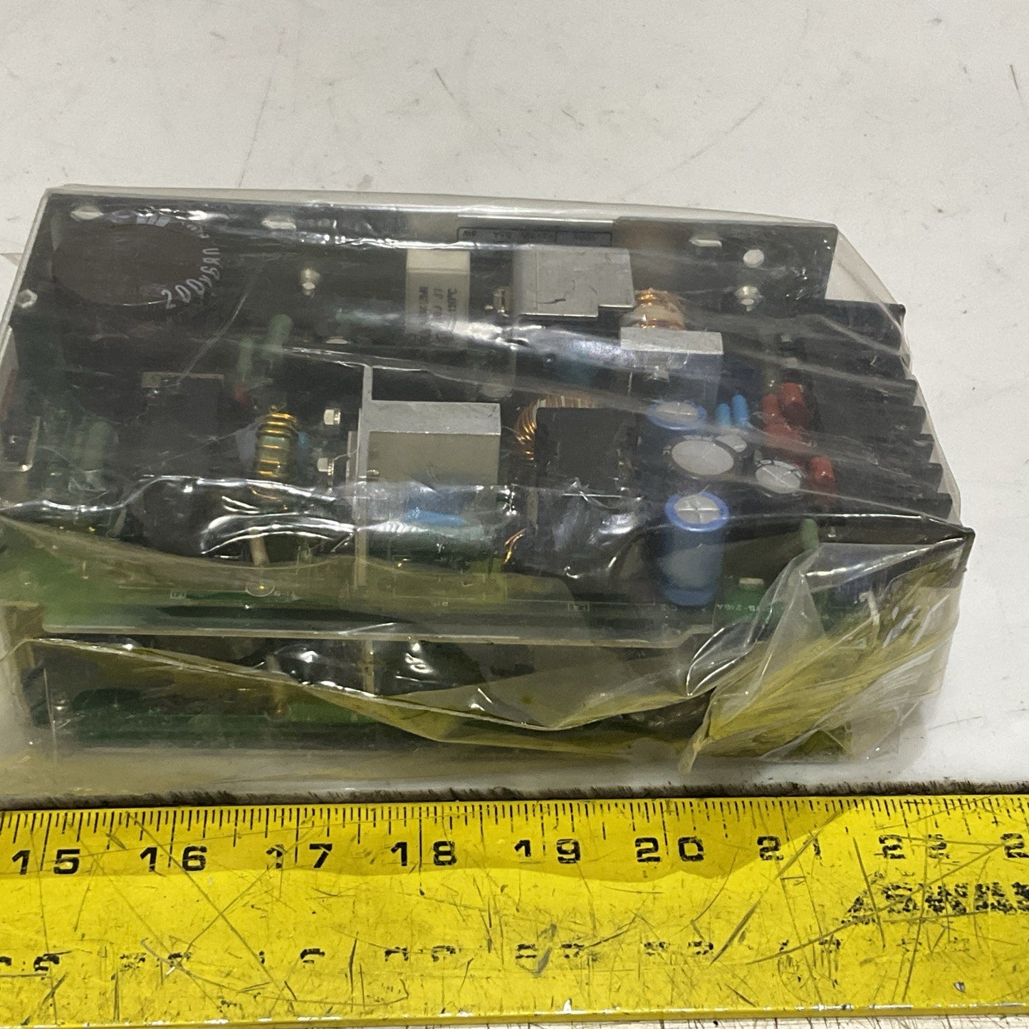 LAMBDA LST-38-133 SWITCHING POWER SUPPLY 85-132 VAC 47-449 Hz 144W LOT OF 2 Z2M