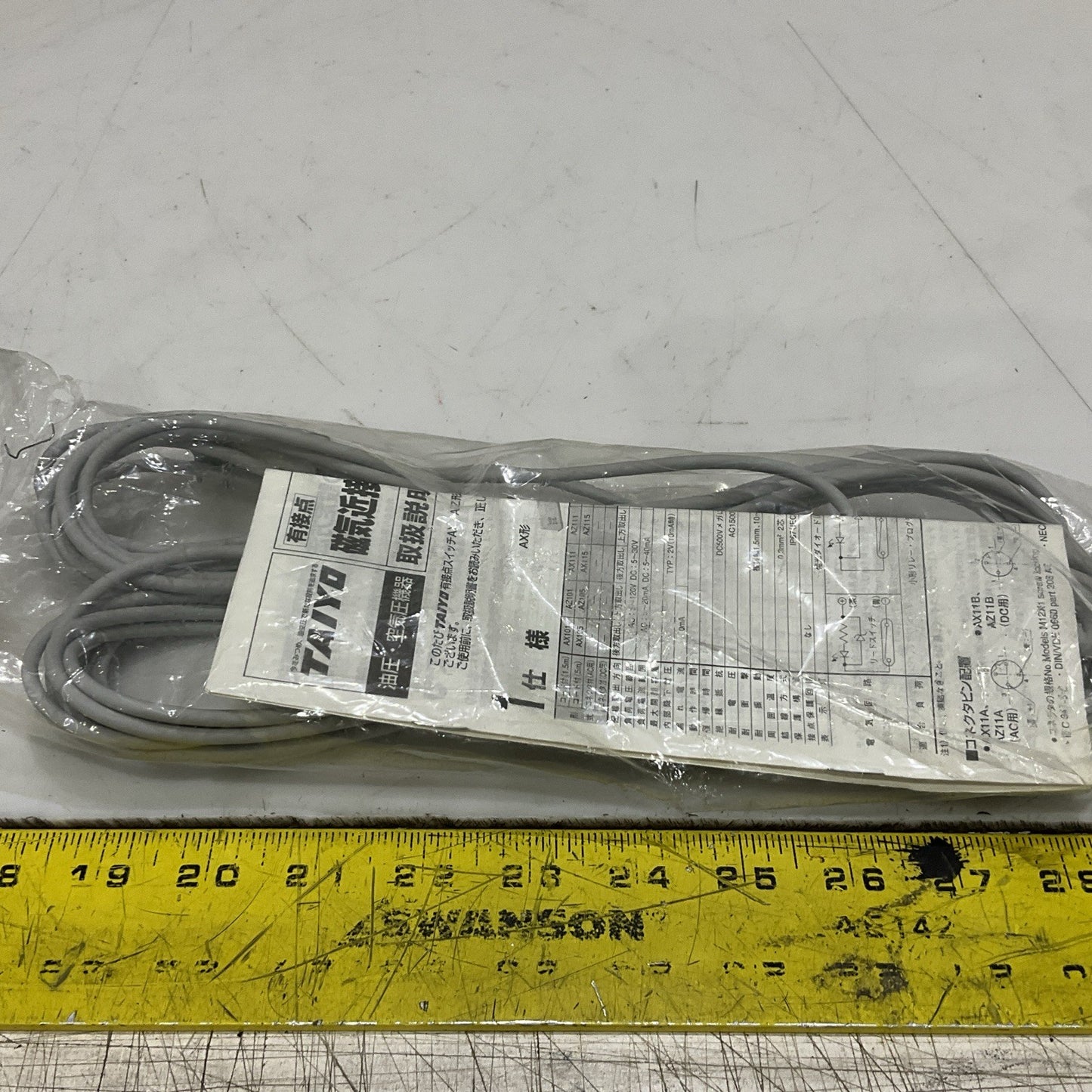 TAIYO AX105 REED PROXIMITY SENSOR DC5~30V AC5~120V LOT OF 2 Z2M