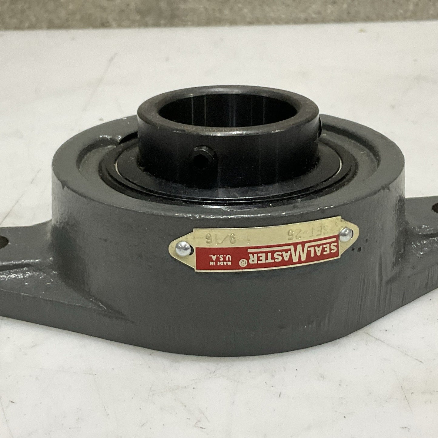 SEAL MASTER SFT-25 FLANGE MOUNT 2 BOLT BEARING 1 9/16 BORE 700553 Z2M