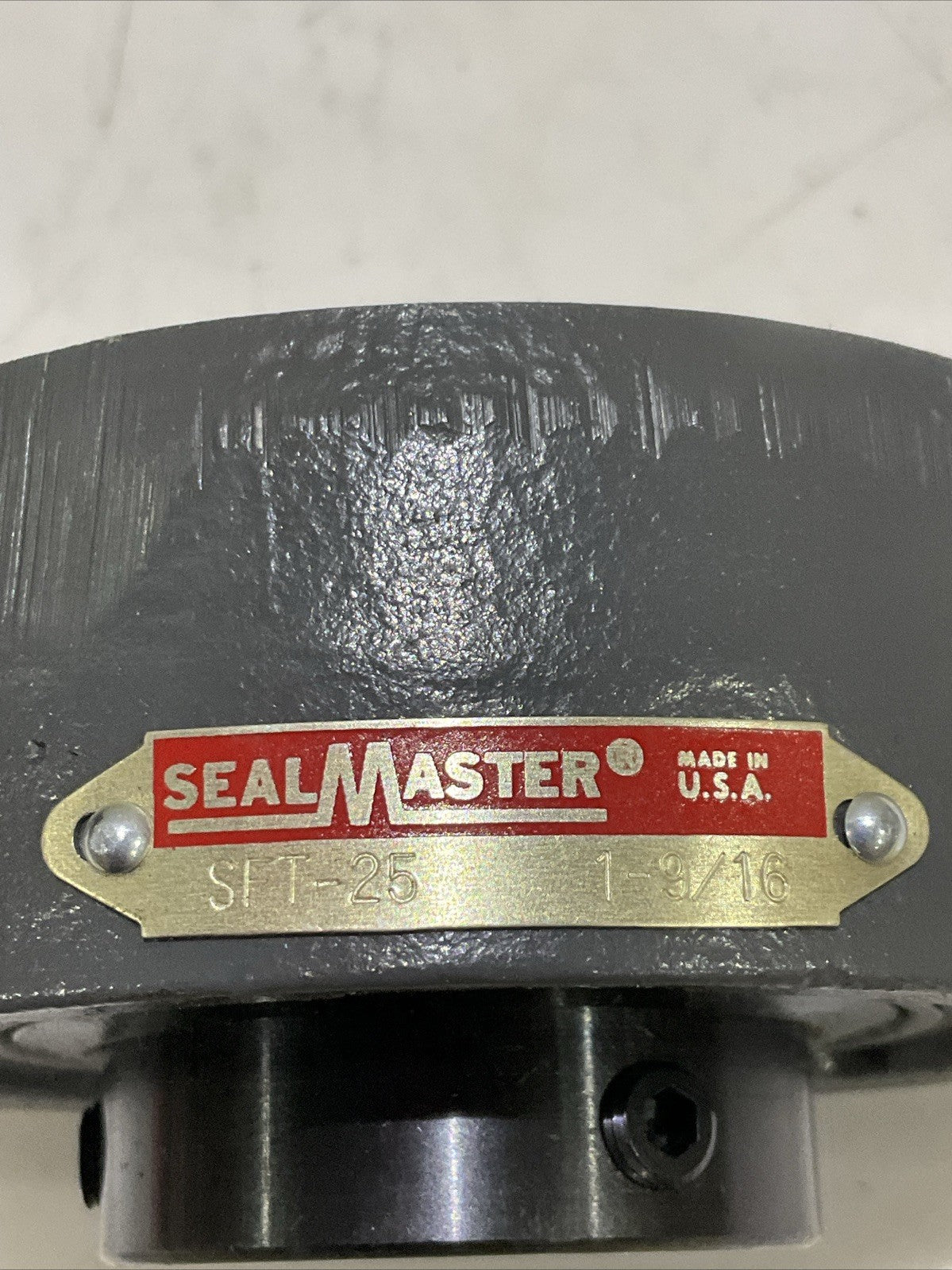 SEAL MASTER SFT-25 FLANGE MOUNT 2 BOLT BEARING 1 9/16 BORE 700553 Z2M