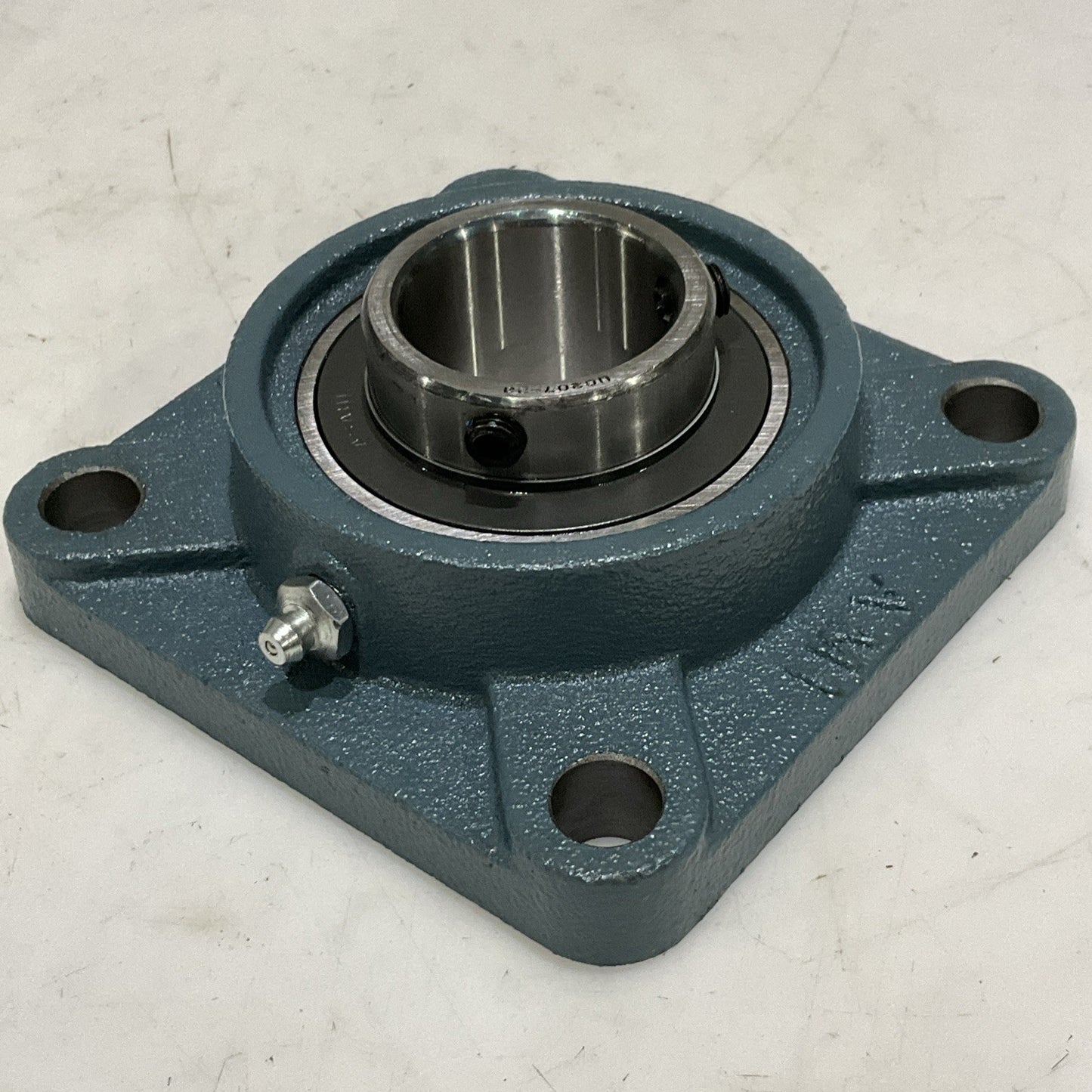 AMI UCF207-23 FLANGE MOUNT 4 BOLT BEARING 1 7/16 BORE UCF20723 Z2M