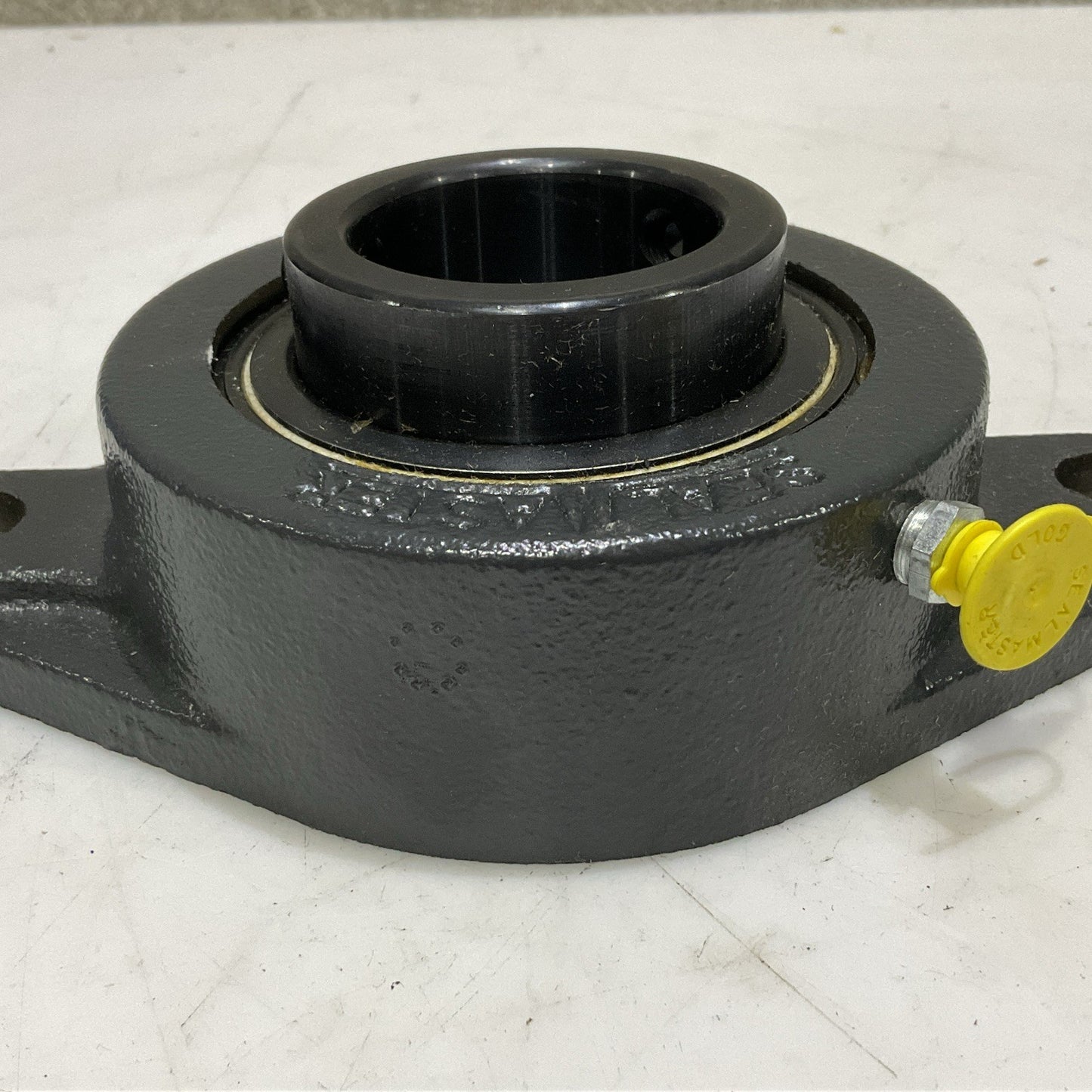 SEAL MASTER SFT-29 FLANGE MOUNT 2 BOLT BEARING 1 13/16 IN BORE F-529 Z2M