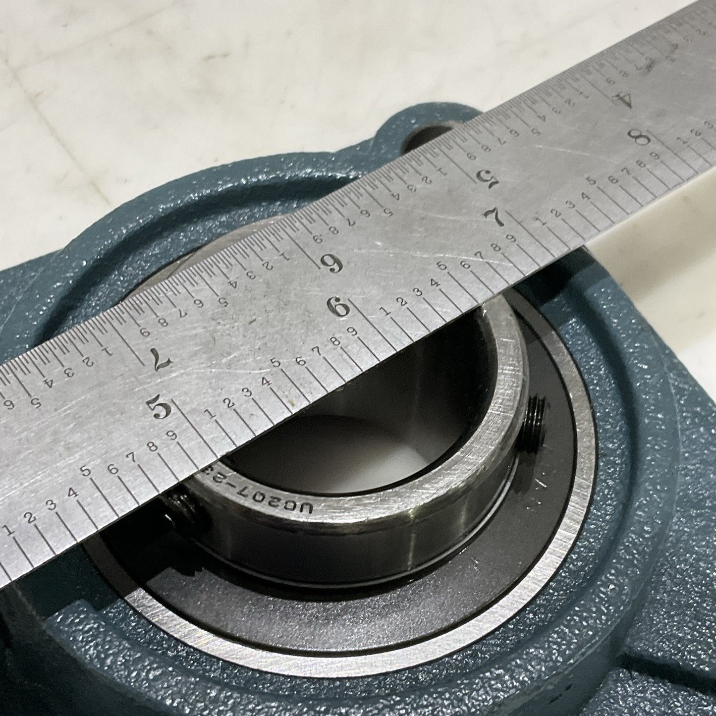 AMI UCF207-23 FLANGE MOUNT 4 BOLT BEARING 1 7/16 BORE UCF20723 Z2M