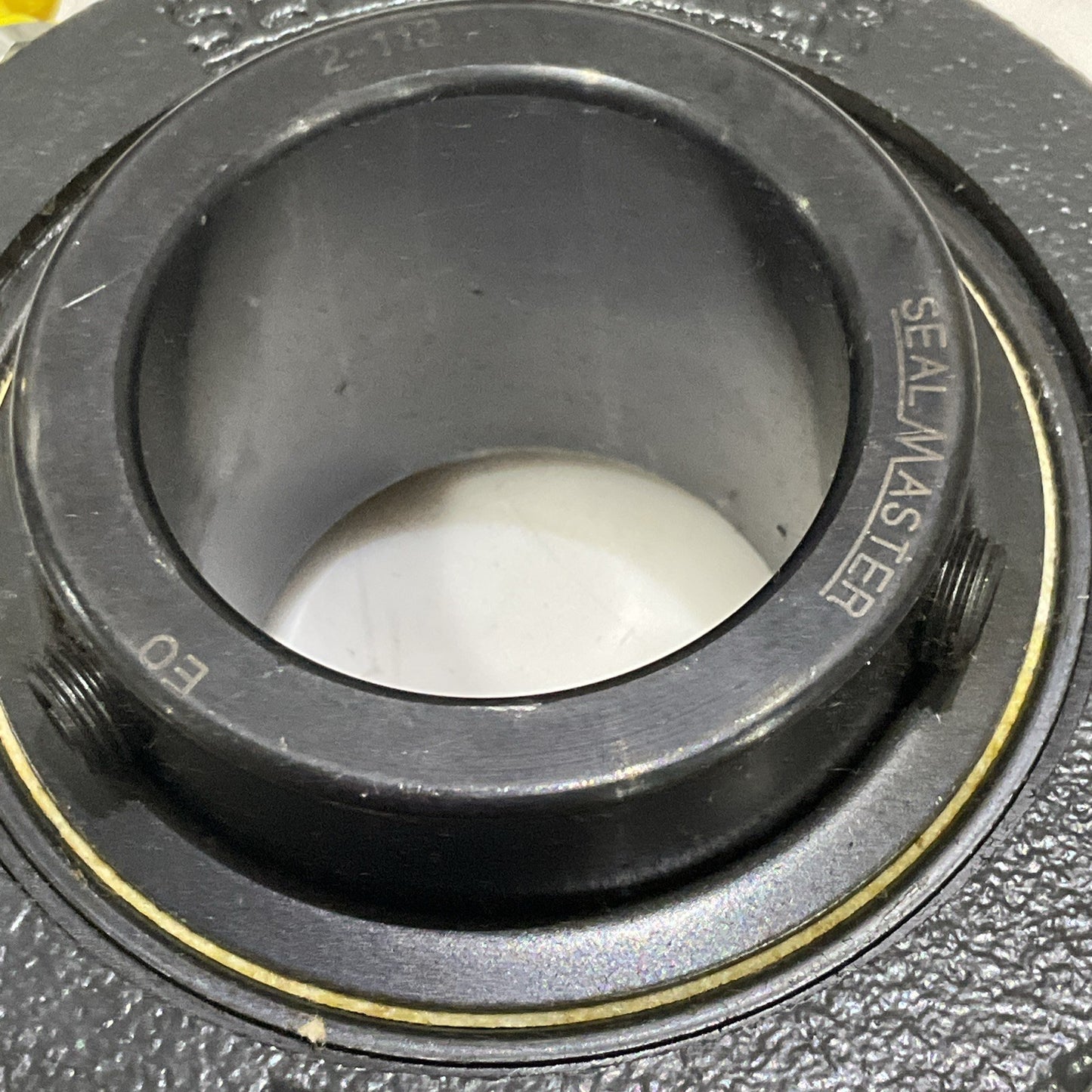 SEAL MASTER SFT-29 FLANGE MOUNT 2 BOLT BEARING 1 13/16 IN BORE F-529 Z2M