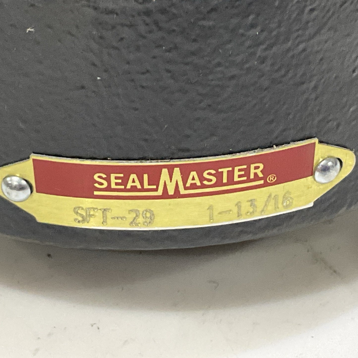 SEAL MASTER SFT-29 FLANGE MOUNT 2 BOLT BEARING 1 13/16 IN BORE F-529 Z2M
