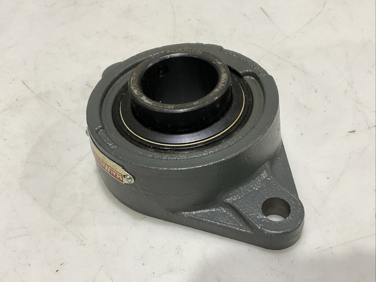 SEAL MASTER SFT-25 FLANGE MOUNT 2 BOLT BEARING 1 9/16 BORE 7005533 Z2M