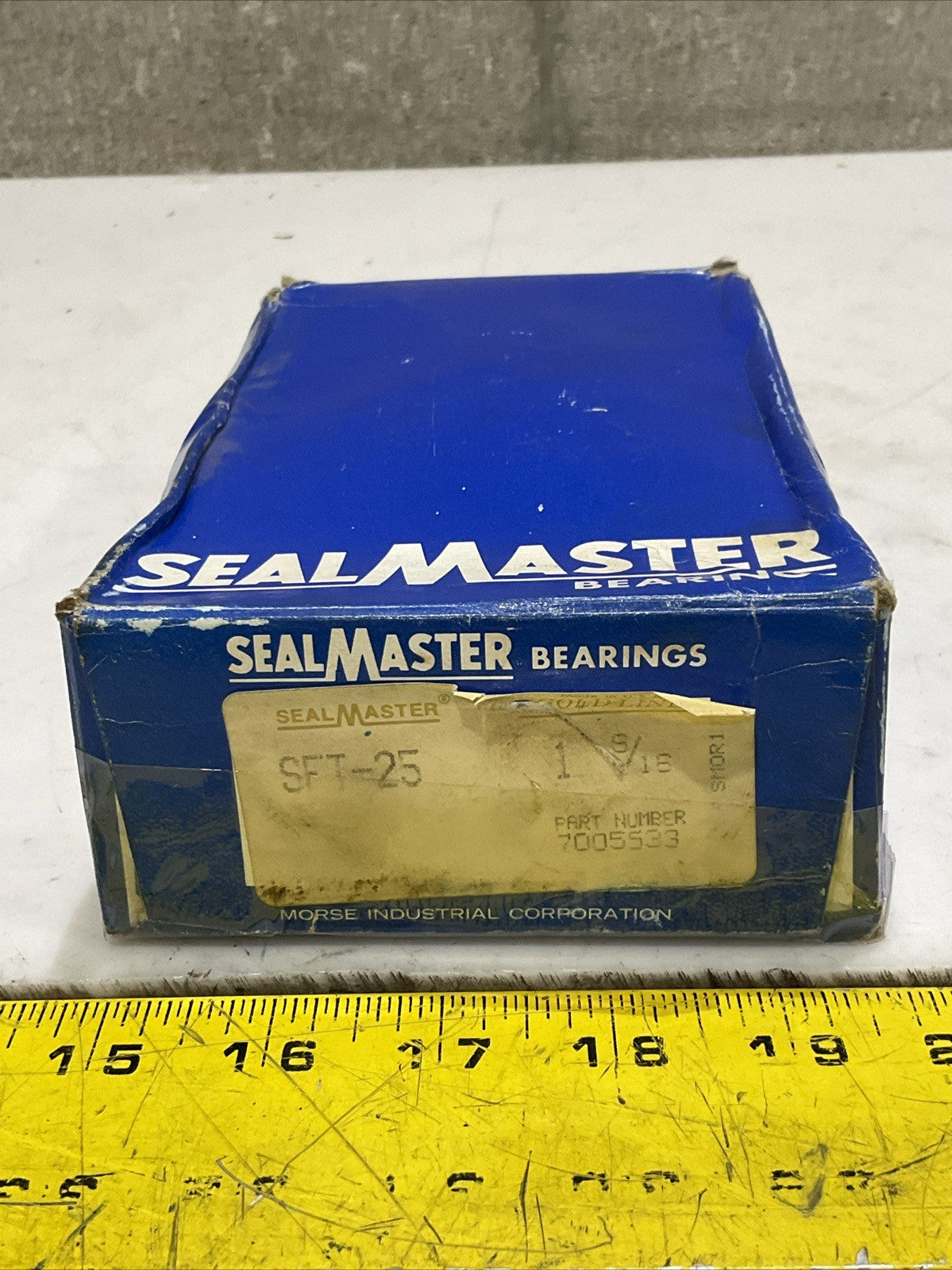 SEAL MASTER SFT-25 FLANGE MOUNT 2 BOLT BEARING 1 9/16 BORE 7005533 Z2M