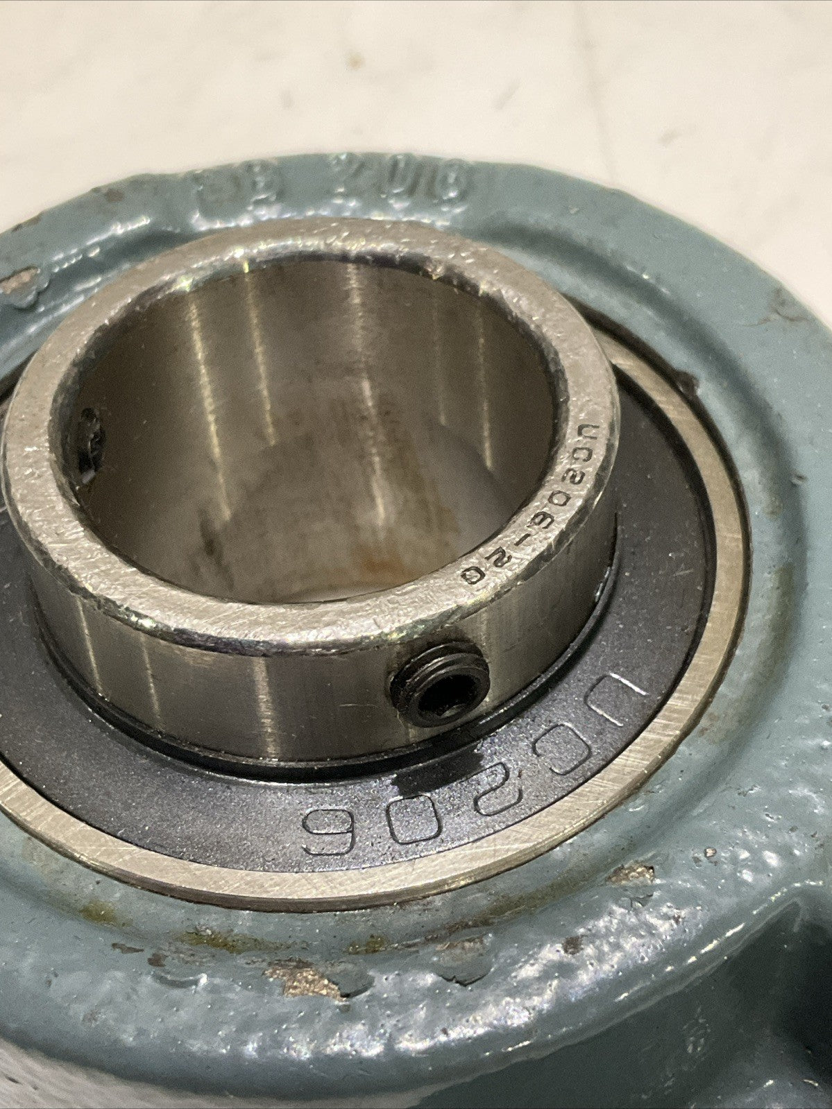 AMI UCFB206-20 UCFB20620 FLANGE MOUNT 2 BOLT BEARING LOT OF 4 Z2M