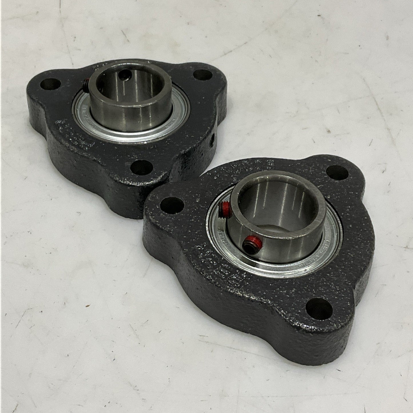 PEER FHSF3C205-16G FLANGE MOUNT BEARING ROUND 3 BOLT 1 IN LOT OF 2 Z2M