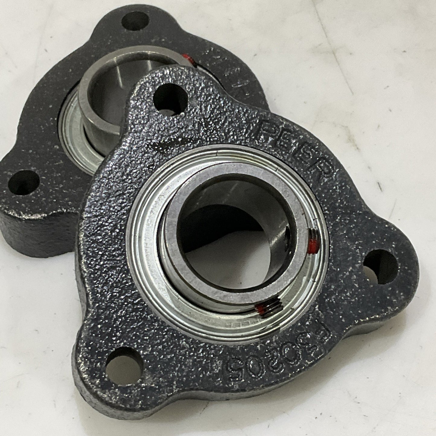 PEER FHSF3C205-16G FLANGE MOUNT BEARING ROUND 3 BOLT 1 IN LOT OF 2 Z2M