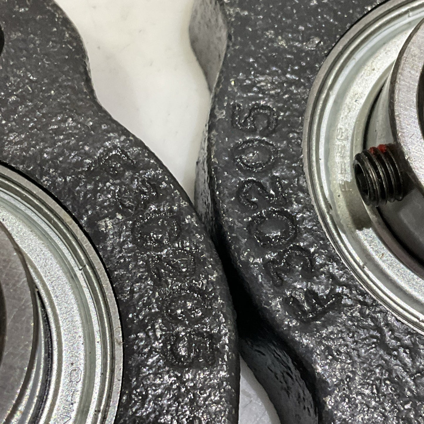 PEER FHSF3C205-16G FLANGE MOUNT BEARING ROUND 3 BOLT 1 IN LOT OF 2 Z2M