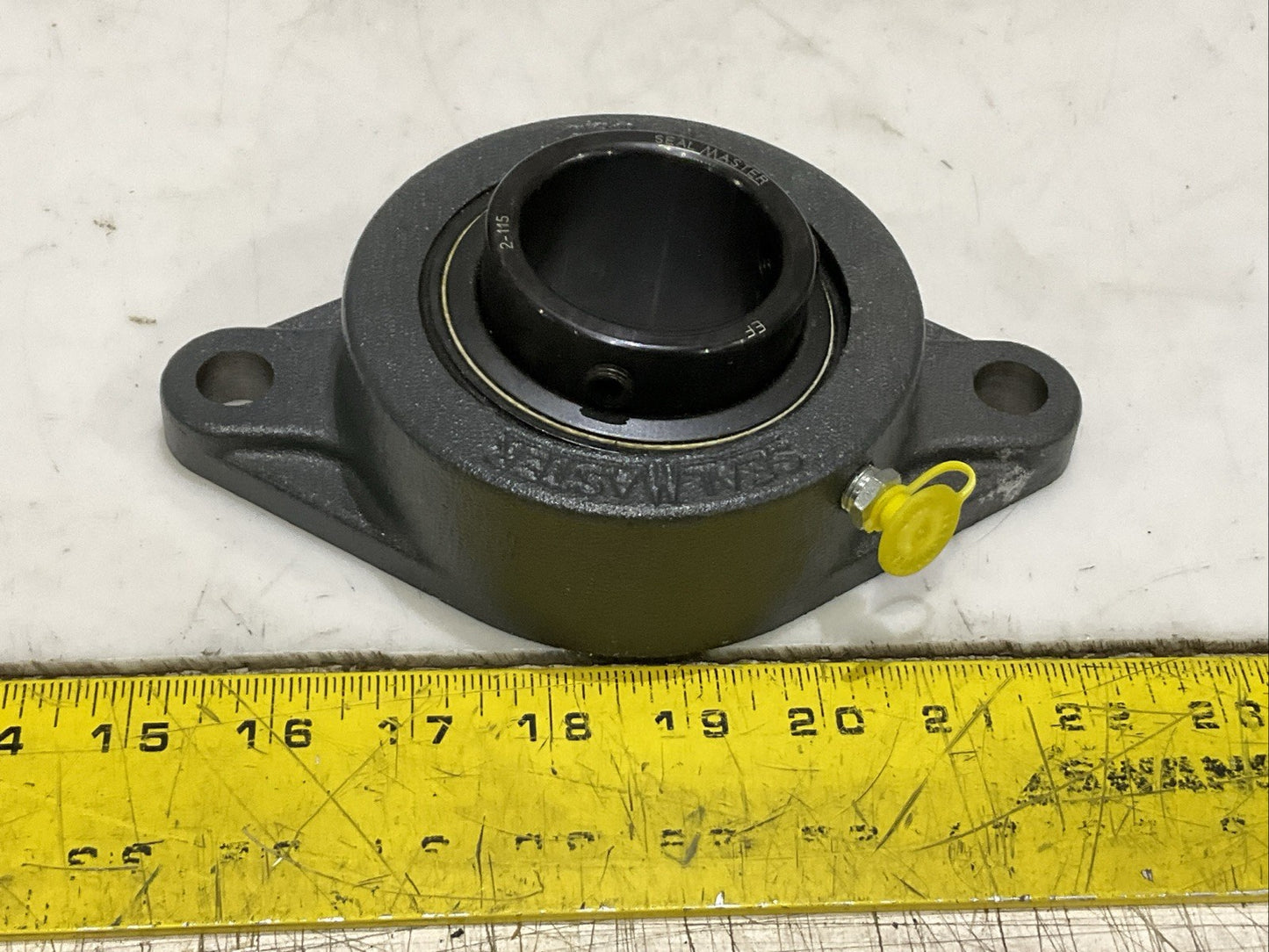 SEAL MASTER SFT-31 FLANGE MOUNT 2 BOLT BEARING 1 15/16 IN BORE Z2M