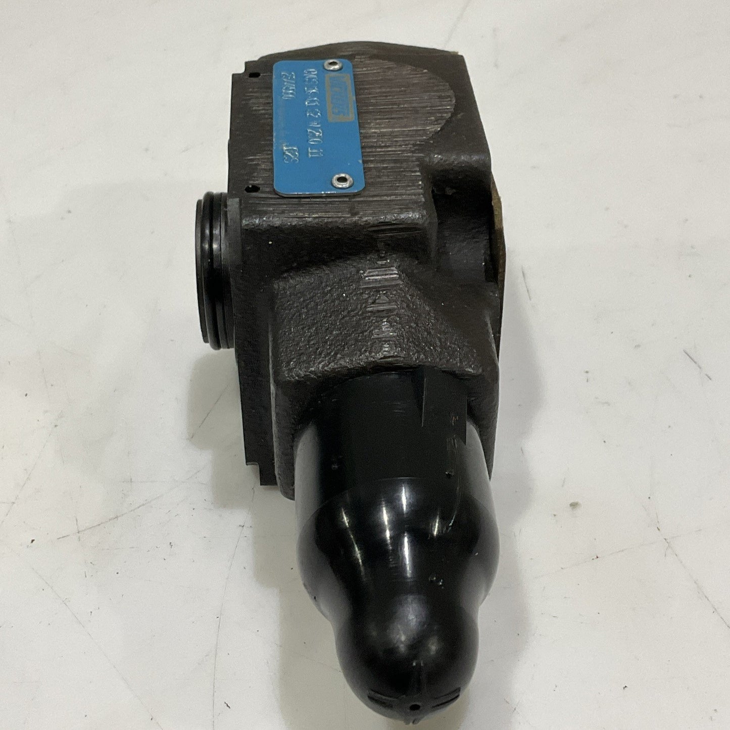 VICKERS CVCS 16 C1 S2 W 250 11 HYDRAULIC CARTRIDGE VALVE CVCS16C1S2W25011 Z2M