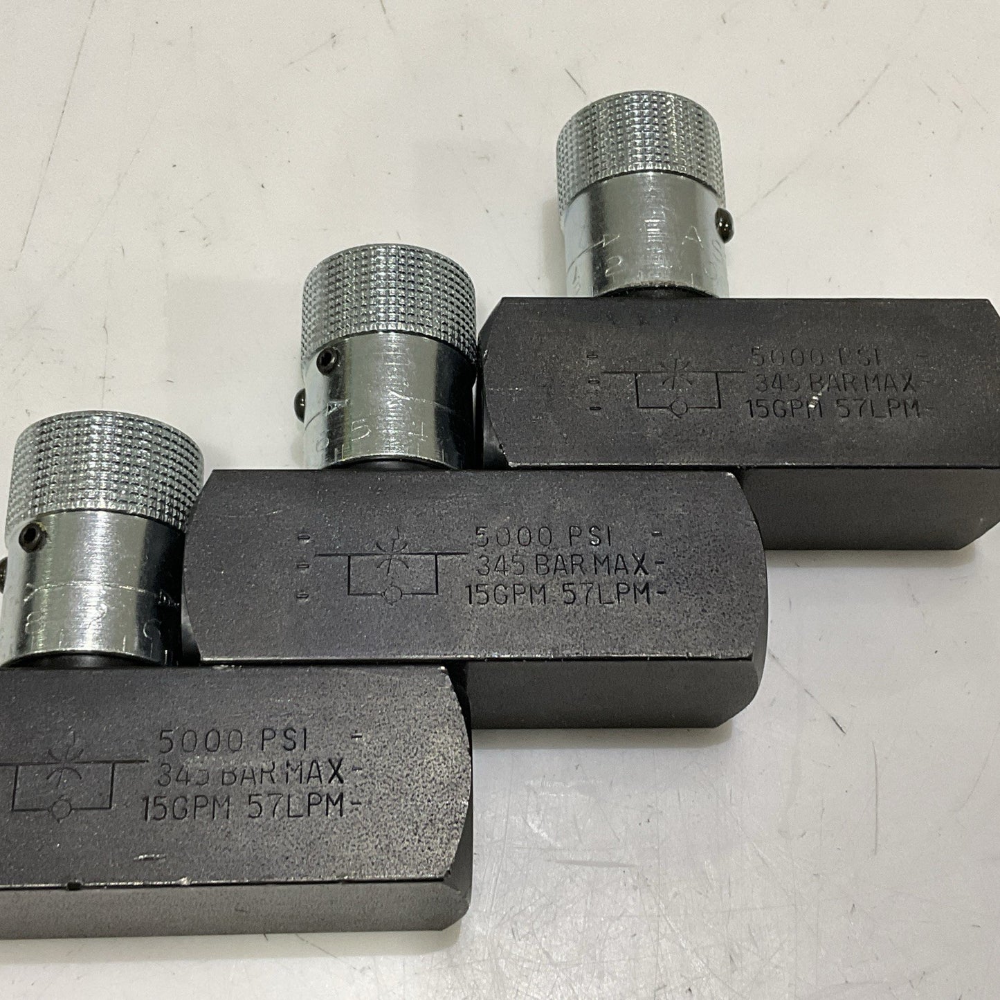 PARKER F800S HYDRAULIC FLOW CONTROL VALVE 5000 PSI 345 BAR 15 GPM LOT OF 3 Z2M