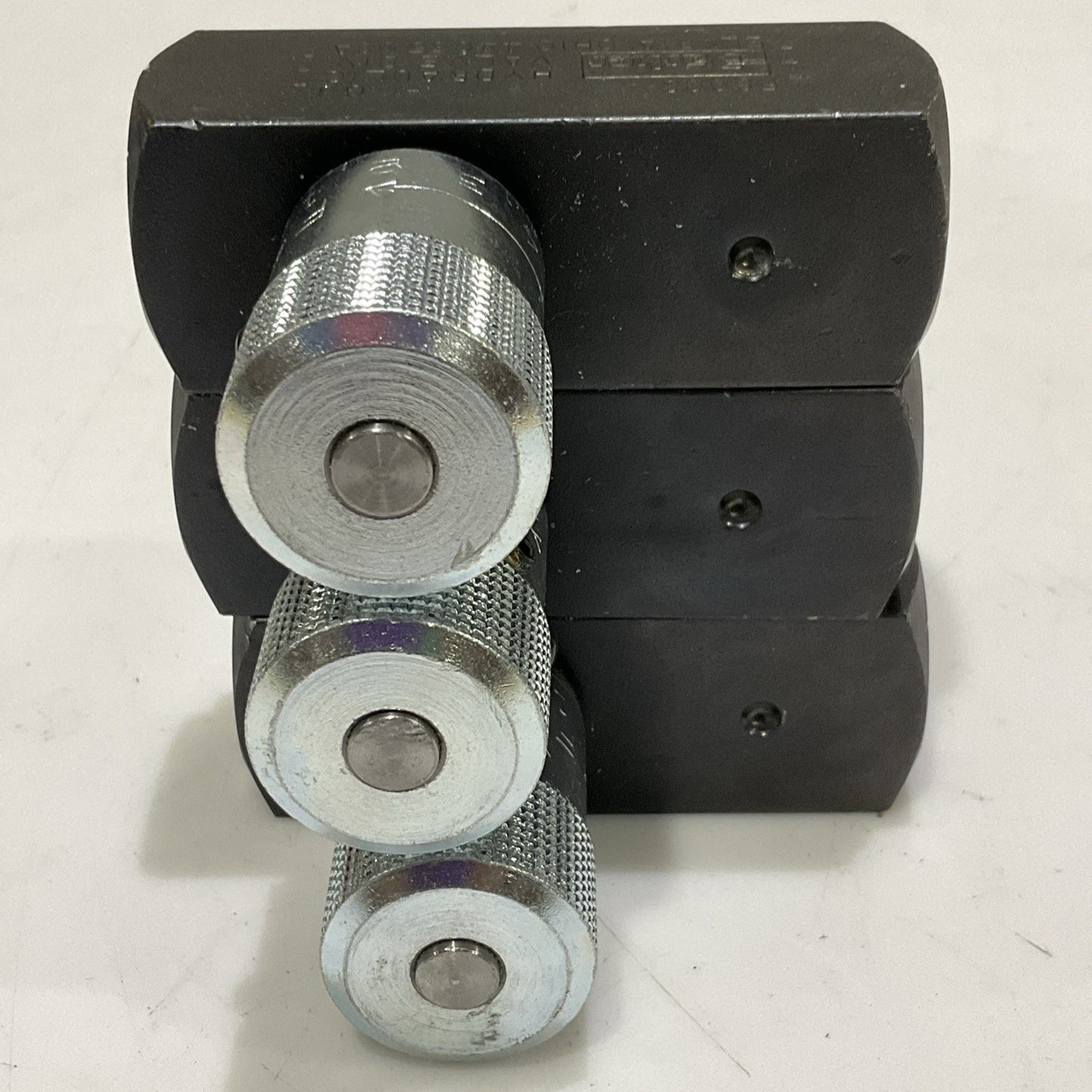PARKER F800S HYDRAULIC FLOW CONTROL VALVE 5000 PSI 345 BAR 15 GPM LOT OF 3 Z2M