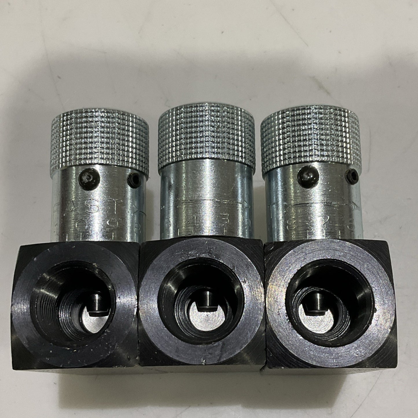 PARKER F800S HYDRAULIC FLOW CONTROL VALVE 5000 PSI 345 BAR 15 GPM LOT OF 3 Z2M