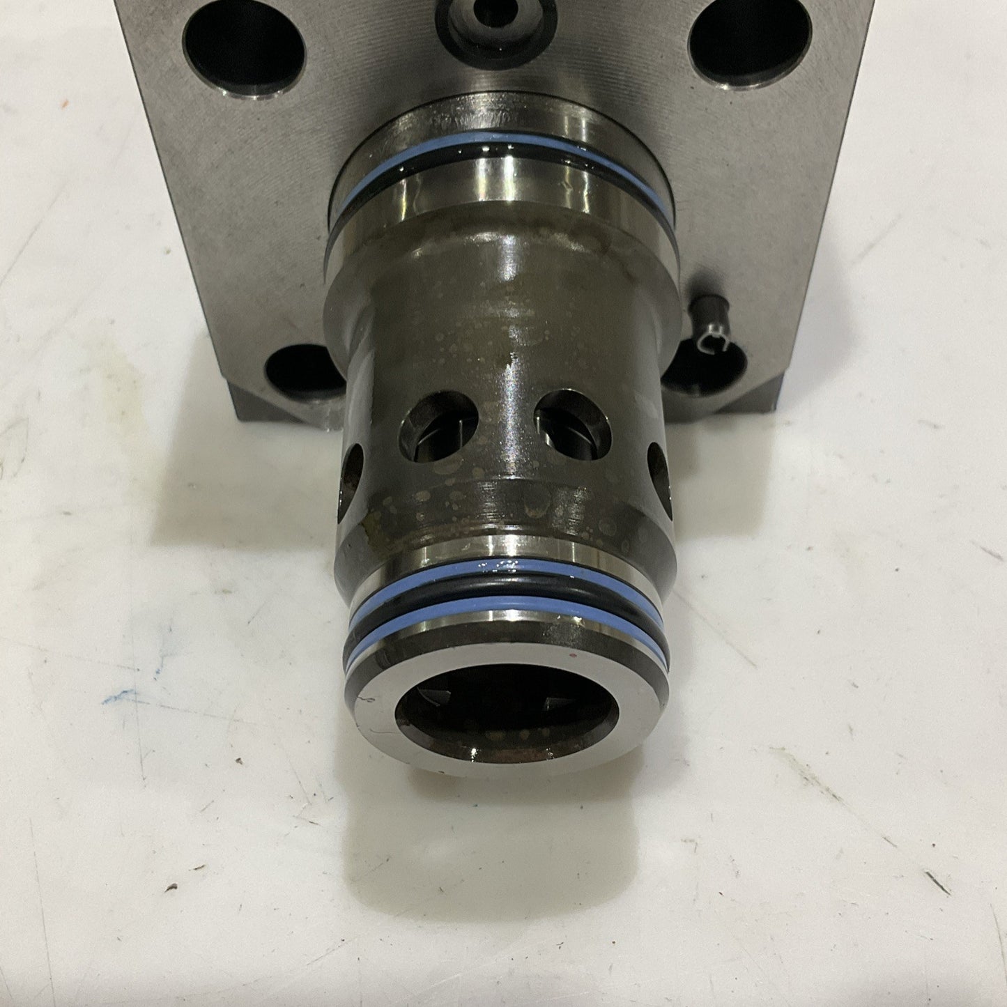 REXROTH R900979357 FES 25 CA-31/315LK4M PROPORTIONAL VALVE Z2M