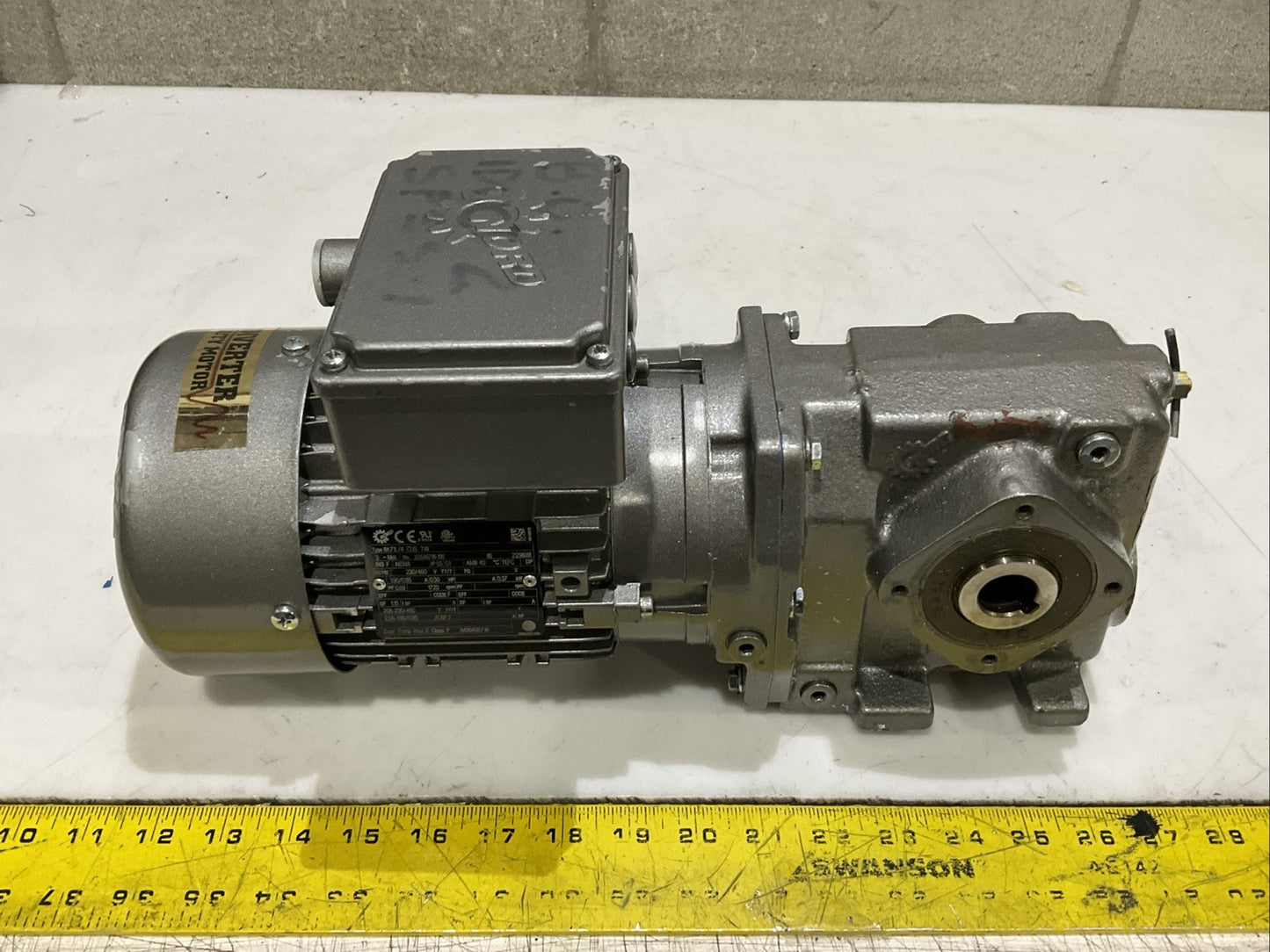 NORD SK71L/4 CUS TW 201546718-100 GEAR MOTOR SK02040AZ-71L/4 CUS TW Z2M