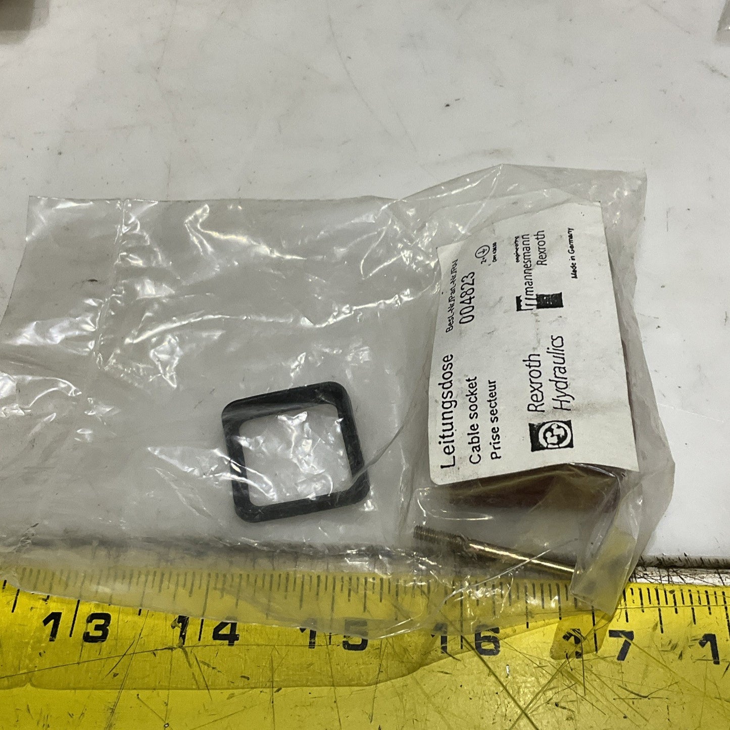 REXROTH LEITUNGDOSE 004823 CABLE SOCKET LOT OF 6 Z2M