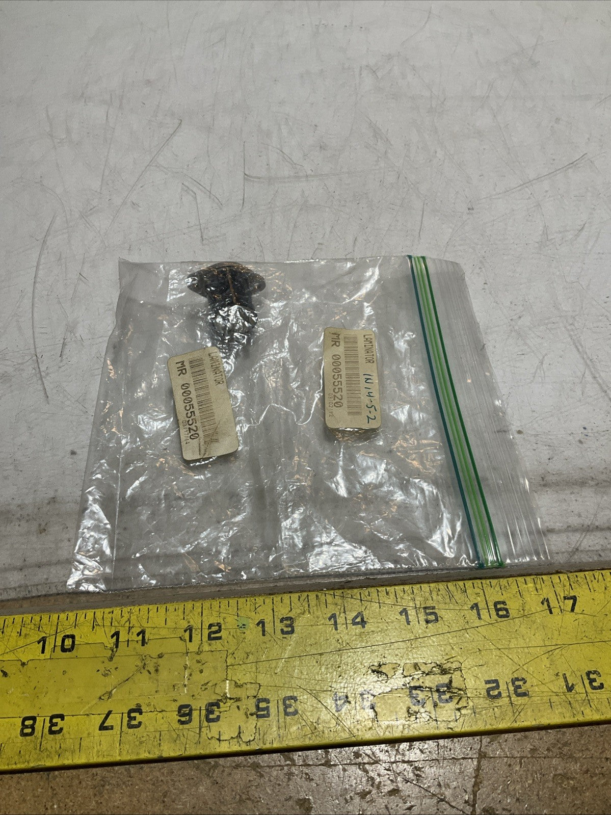 MOTOROLA MAC50–8 8625 SILICON BIDIRECTIONAL TRIODE THYRISTOR LAMINATOR U3S