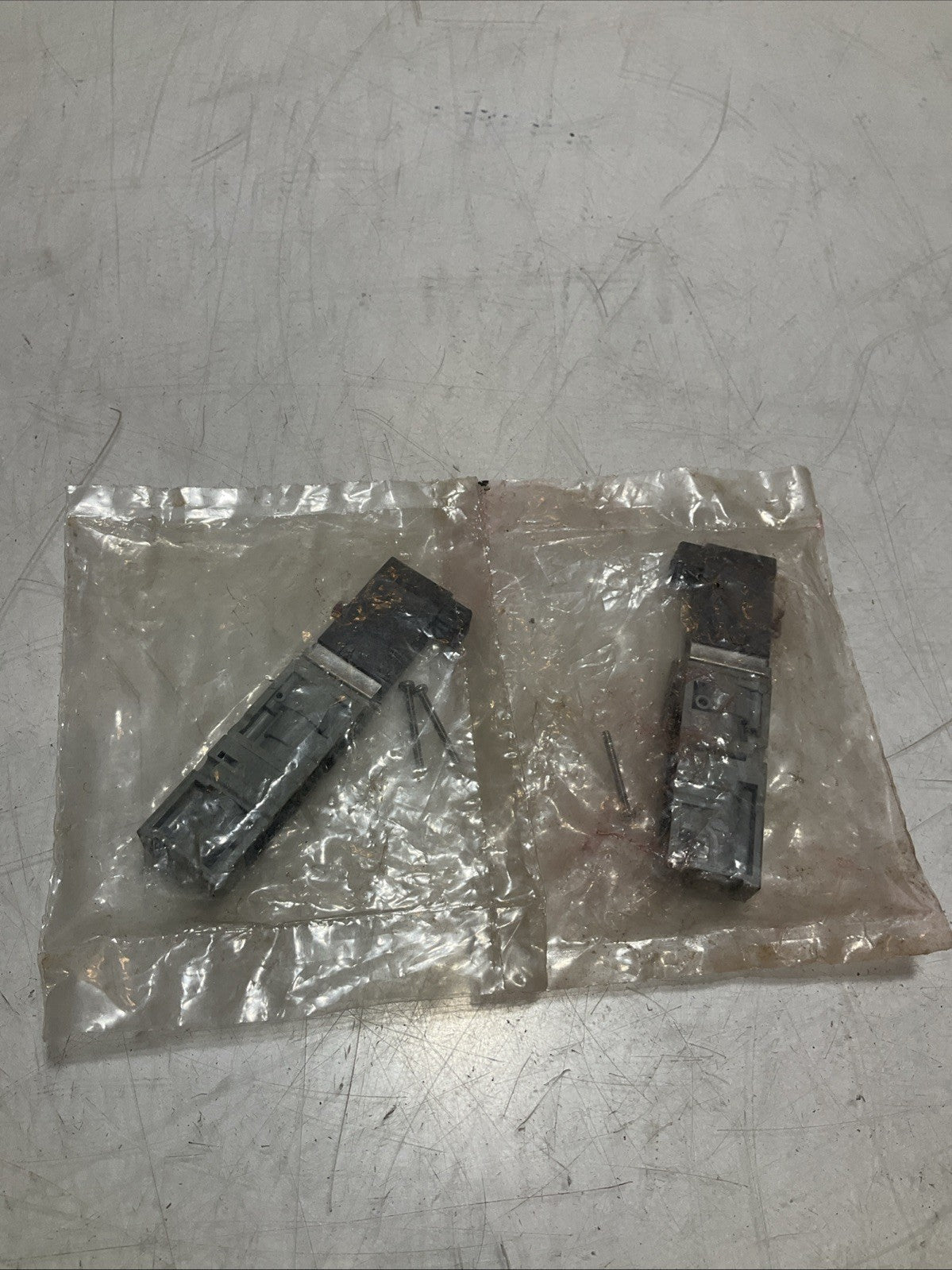BURKERT 6525 - 00179938 SOLENOID VALVE FOR PNEUMATIC LOT OF 2 U3S