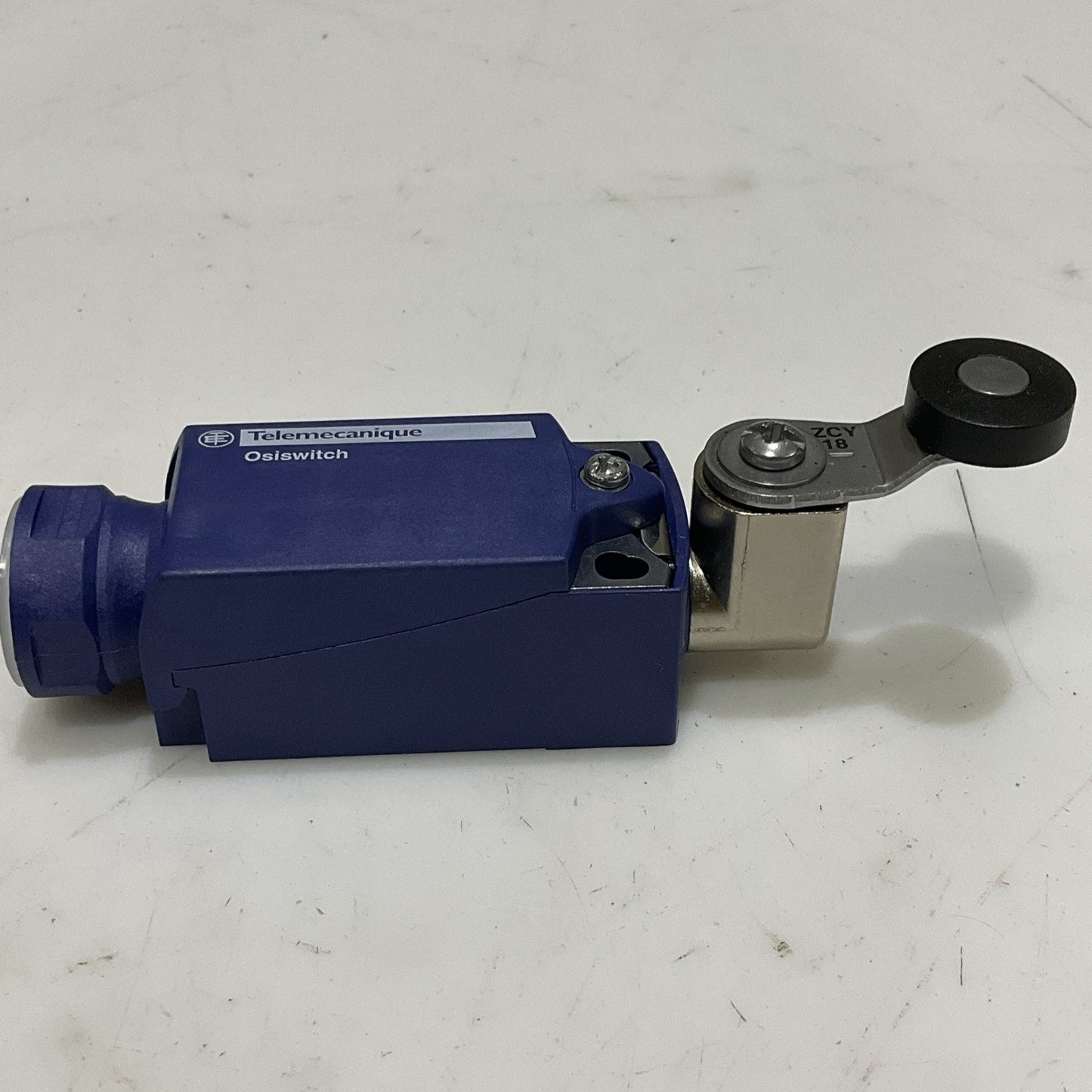 TELEMECANIQUE XCKP212P16 ZCP21 LIMIT SWITCH Z2M