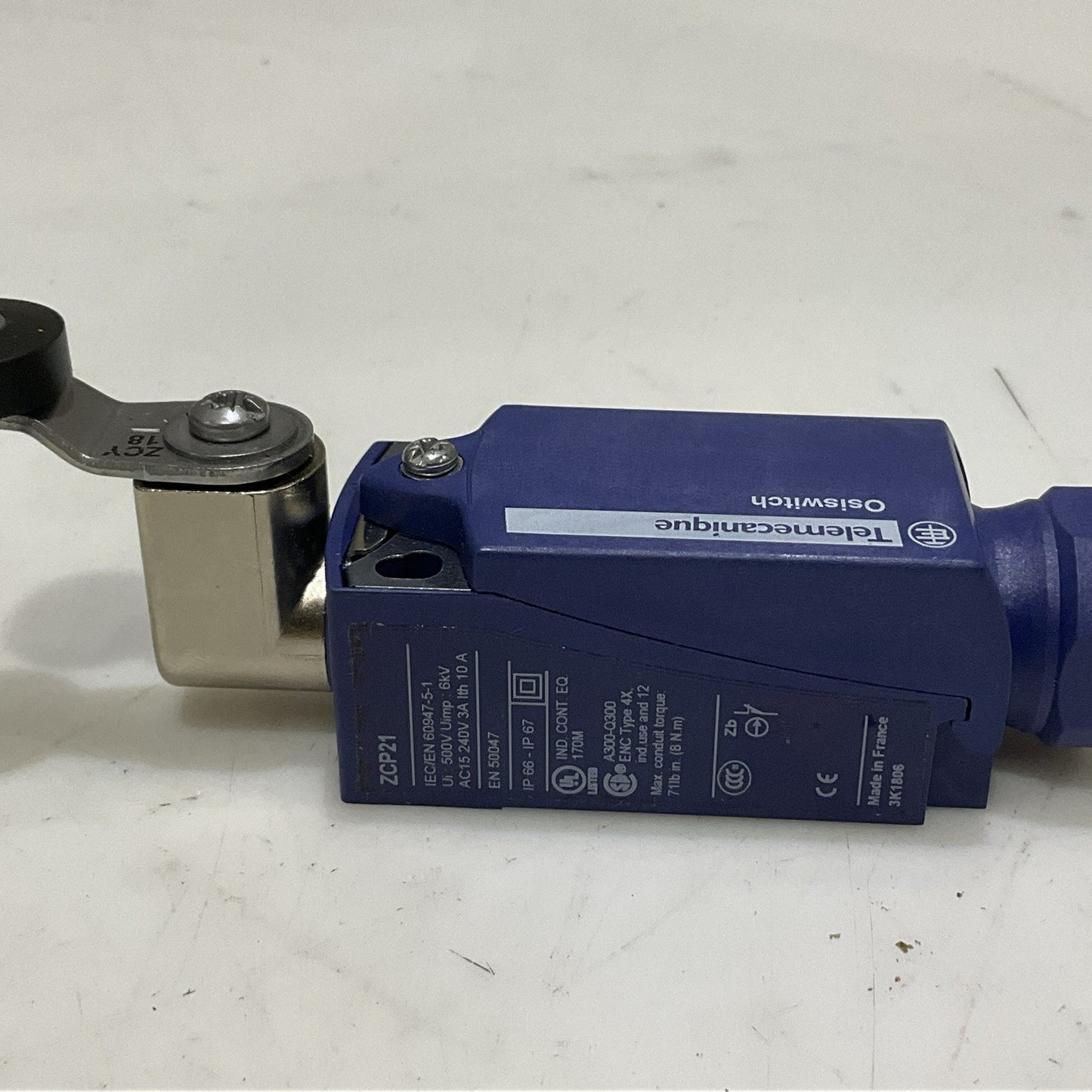 TELEMECANIQUE XCKP212P16 ZCP21 LIMIT SWITCH Z2M