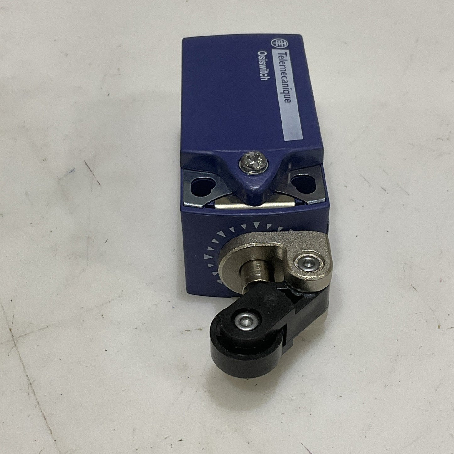 TELEMECANIQUE XCKP212P16 ZCP21 LIMIT SWITCH Z2M