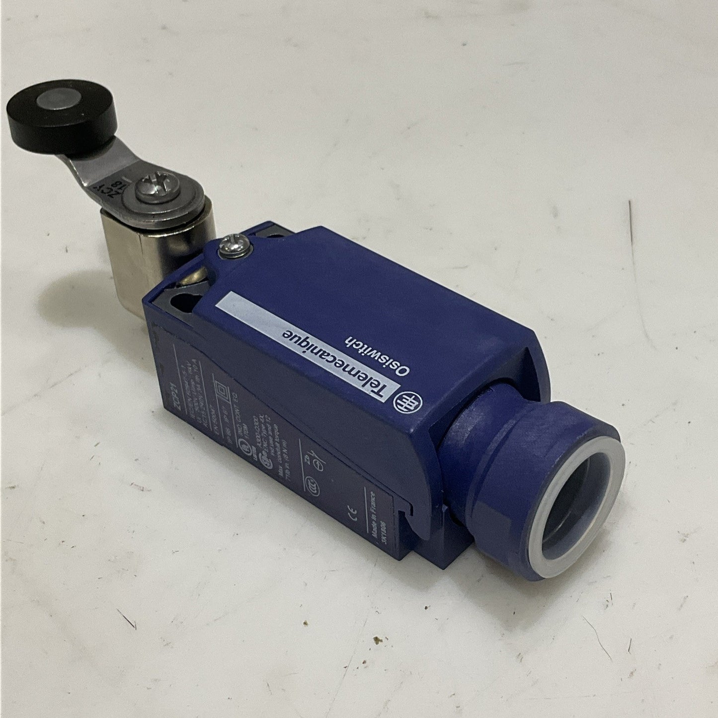 TELEMECANIQUE XCKP212P16 ZCP21 LIMIT SWITCH Z2M