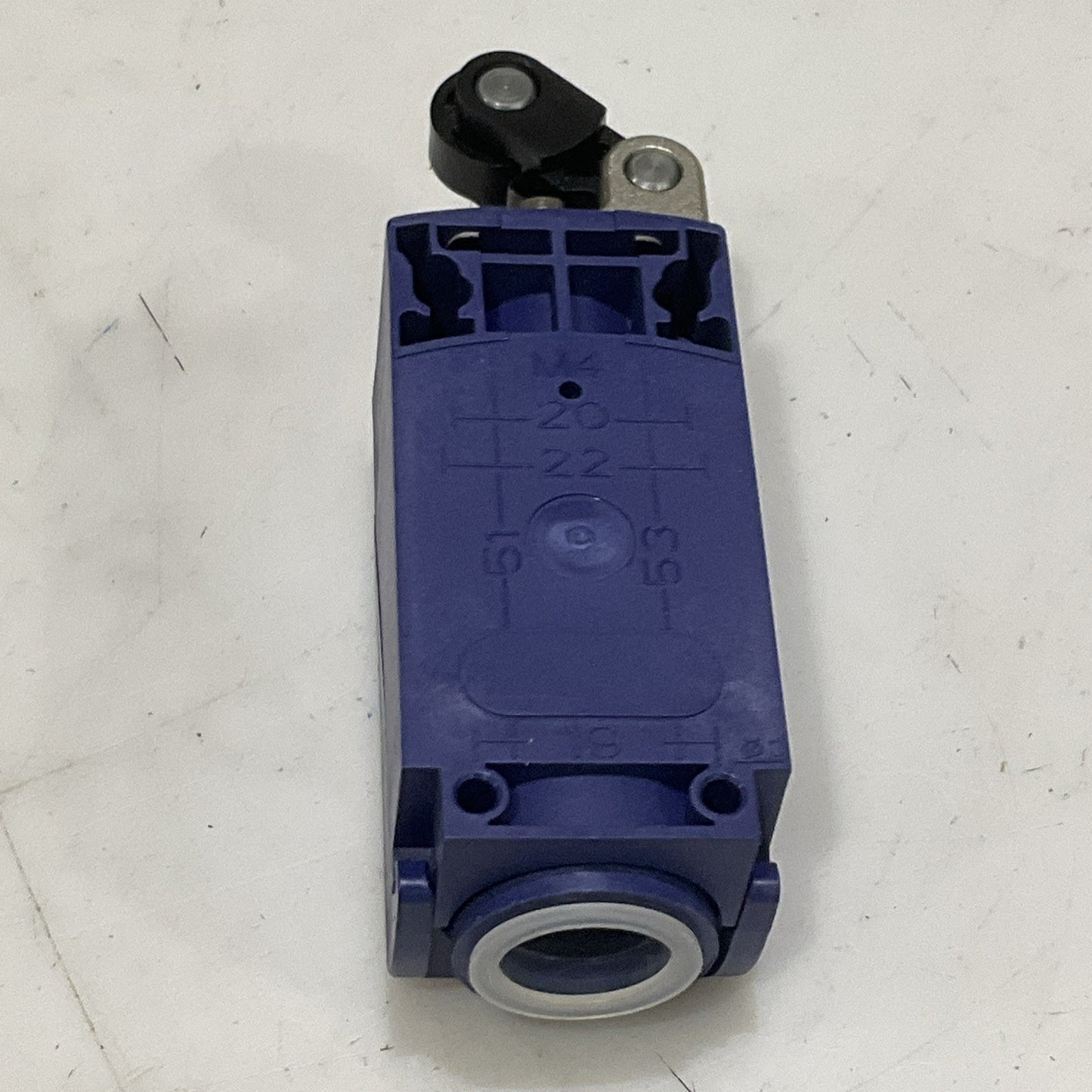 TELEMECANIQUE XCKP212P16 ZCP21 LIMIT SWITCH Z2M