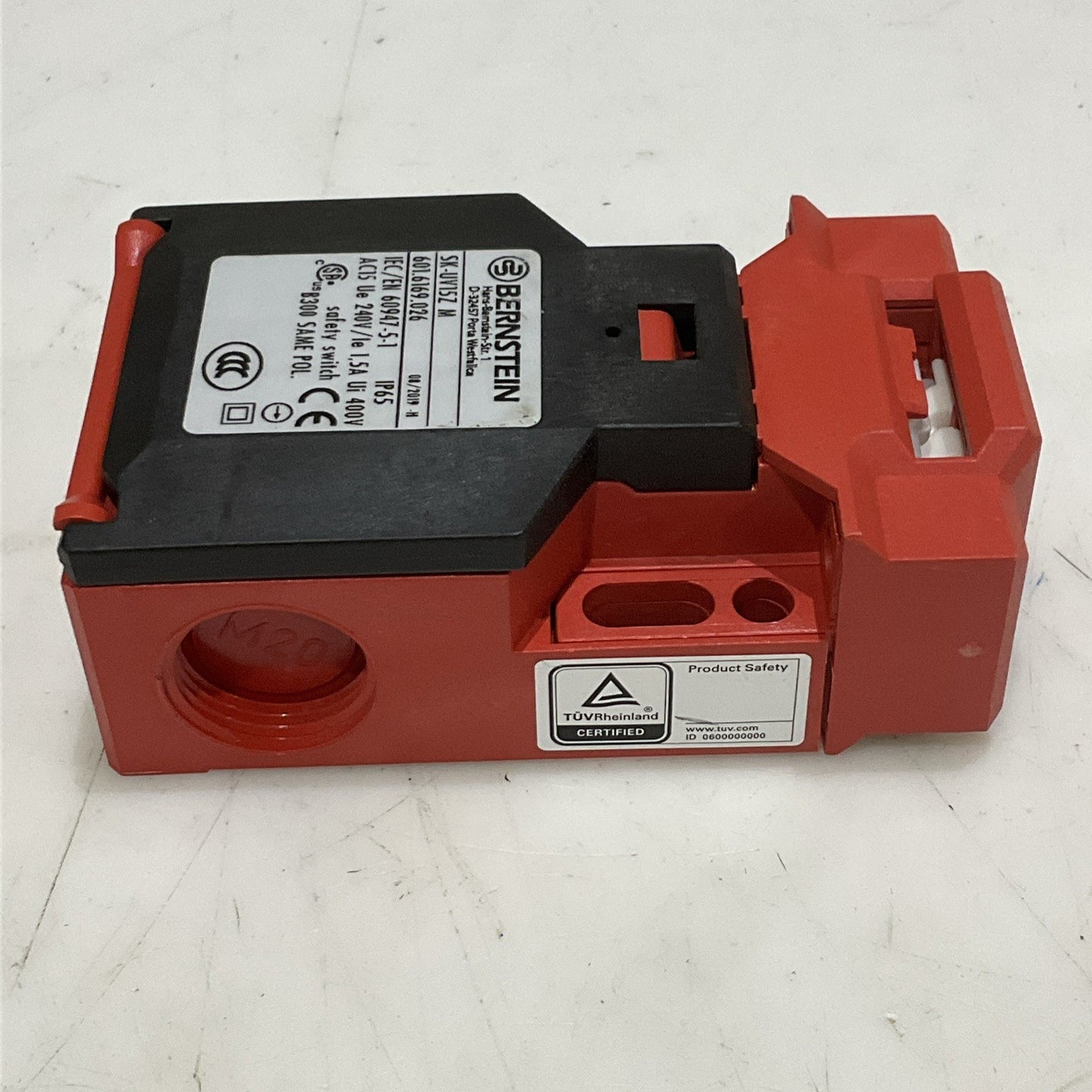 BERNSTEIN SK-UV15Z M SAFETY INTERLOCK SYSTEM SWITCH 601.6169.026 1.5 A 400V Z2M