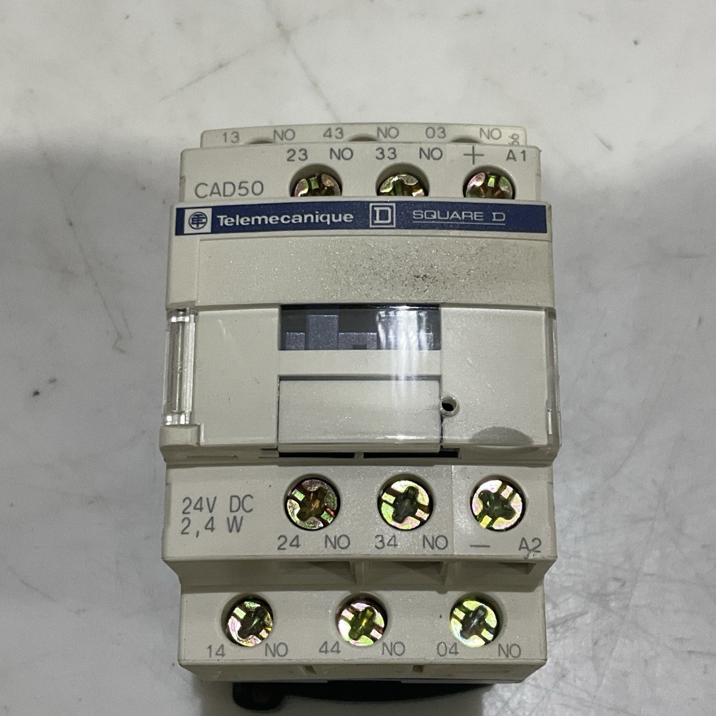 SQUARE D TELEMECANIQUE CAD50BL CONTROL RELAY 24V CAD50BL40696 Z2M