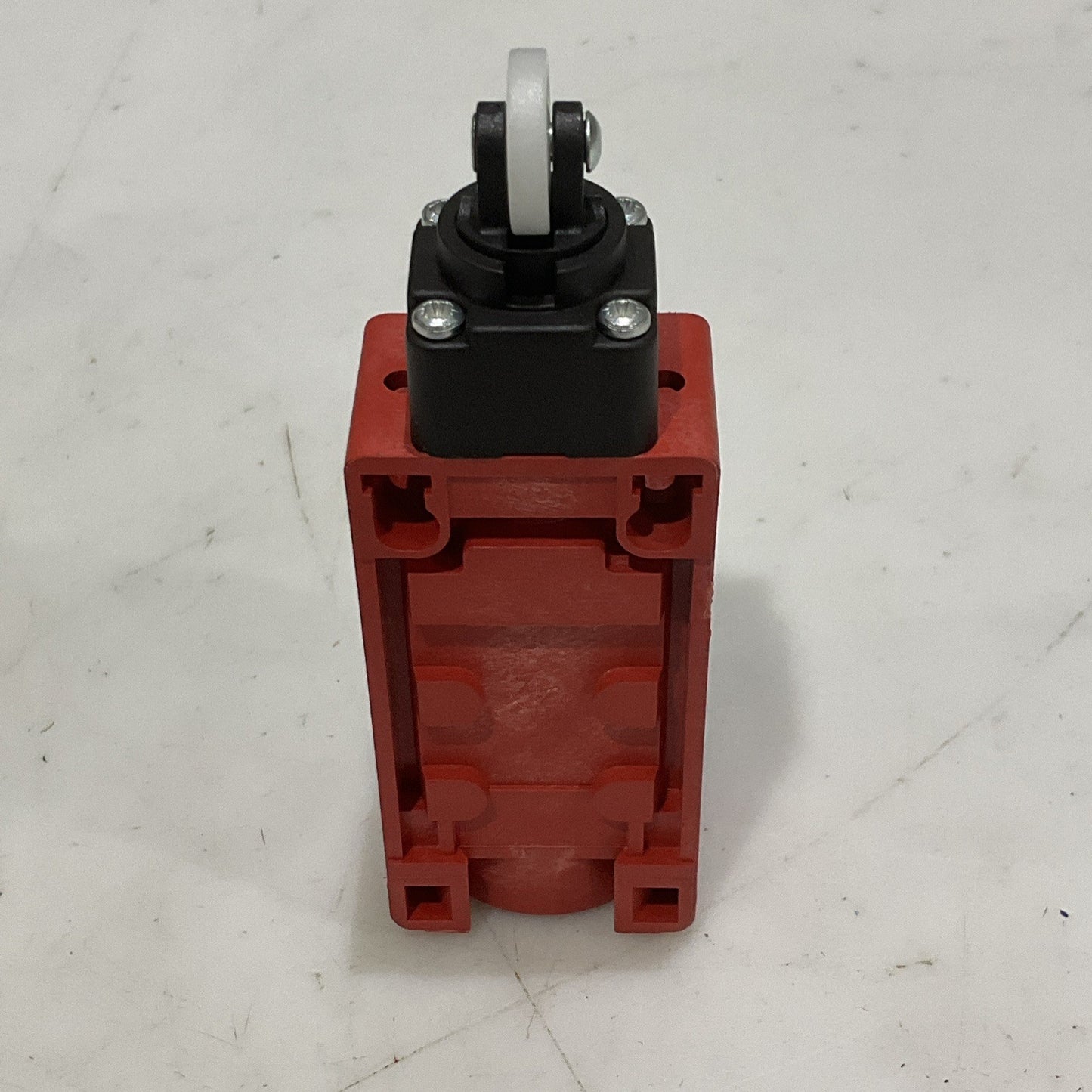 BERNSTEIN I88-E2 RIWL LIMIT SWITCH 608.6817.132 250V 1.5 A D-32457 Z2M