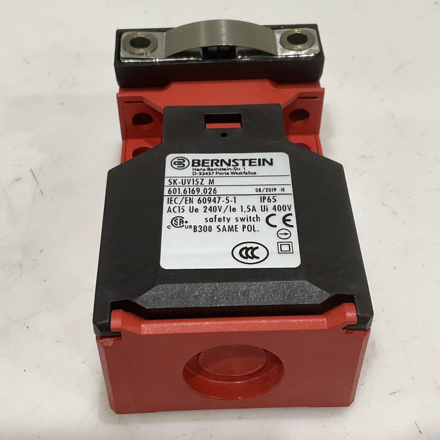 BERNSTEIN SK-UV15Z M SAFETY INTERLOCK SYSTEM SWITCH 601.6169.026 1.5 A 400V Z2M