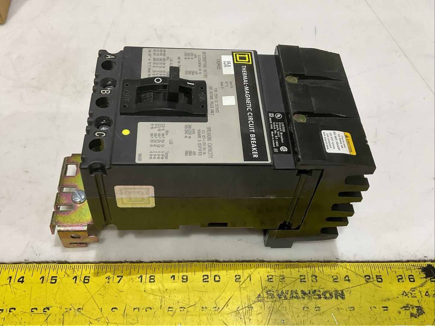 SQUARE D FA34015 MAGNETIC CIRCUIT BREAKER 3P 15A 480V 50/60HZ 250 VDC Z2M