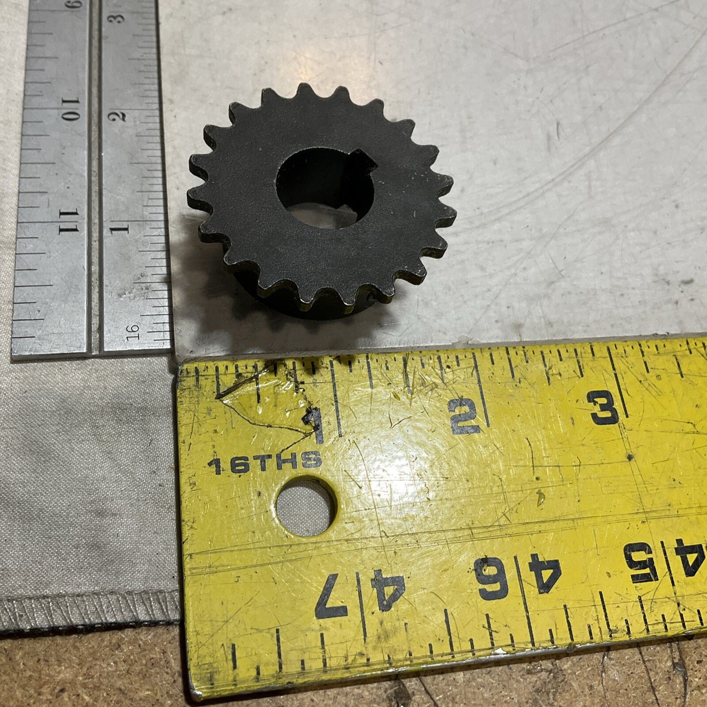 MARTIN 25BS20 SIZE 5/8 PINCH ROLLER CHAIN SPROCKET LOT OF 5 678