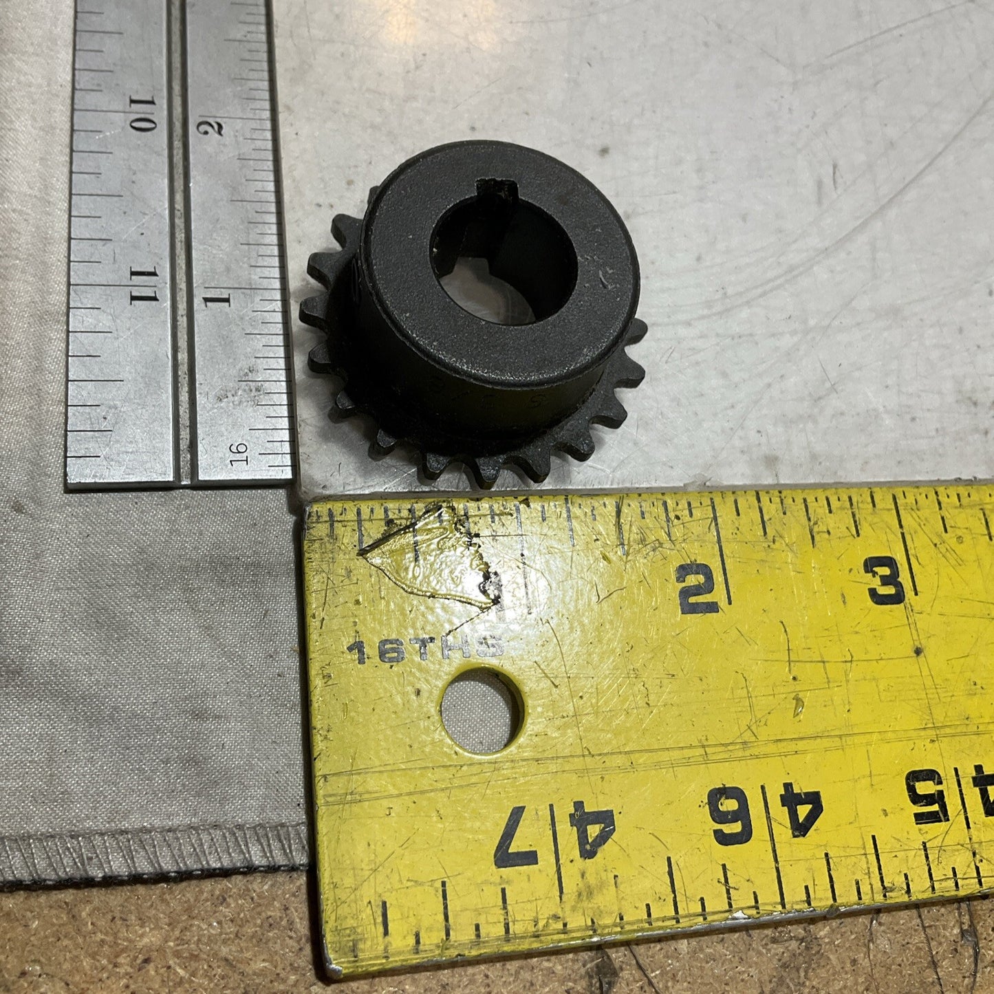 MARTIN 25BS20 SIZE 5/8 PINCH ROLLER CHAIN SPROCKET LOT OF 5 678
