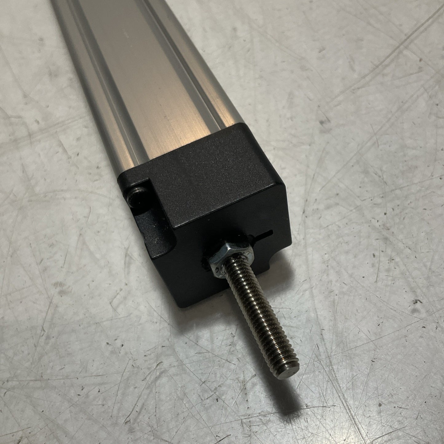NOVOTECHNIK LWH300 - 024312 POSITION LINEAR TRANSDUCER SENSOR Z2M