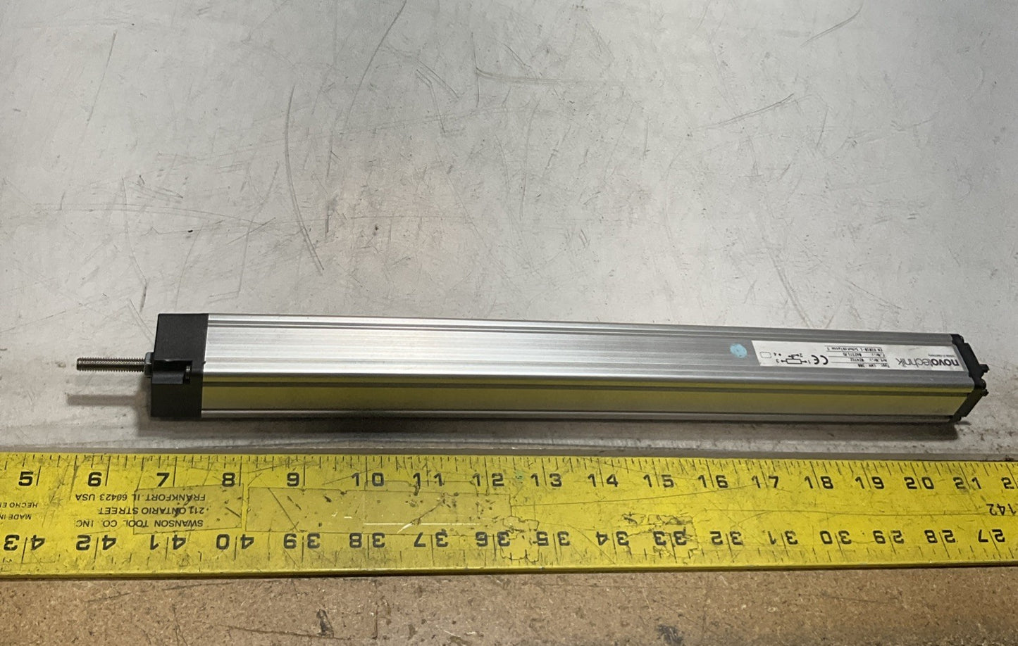 NOVOTECHNIK LWH300 - 024312 POSITION LINEAR TRANSDUCER SENSOR Z2M