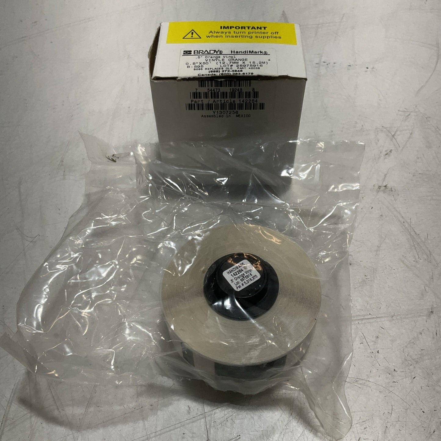 BRADY Y1307256 142284 B-95 42038 ORANGE VINYL LABEL TAPE 0.5X50 LOT OF 2 Z2M