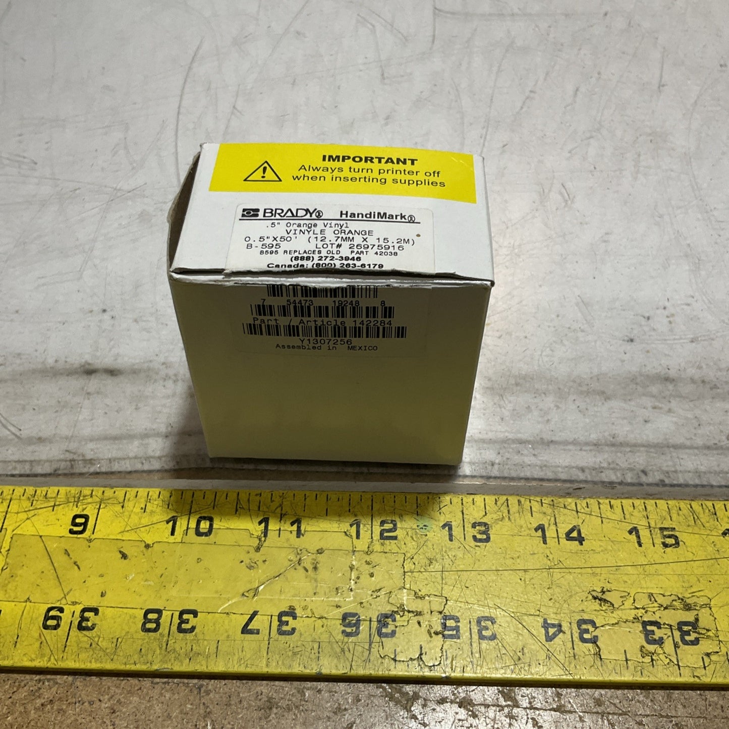 BRADY Y1307256 142284 B-95 42038 ORANGE VINYL LABEL TAPE 0.5X50 LOT OF 2 Z2M