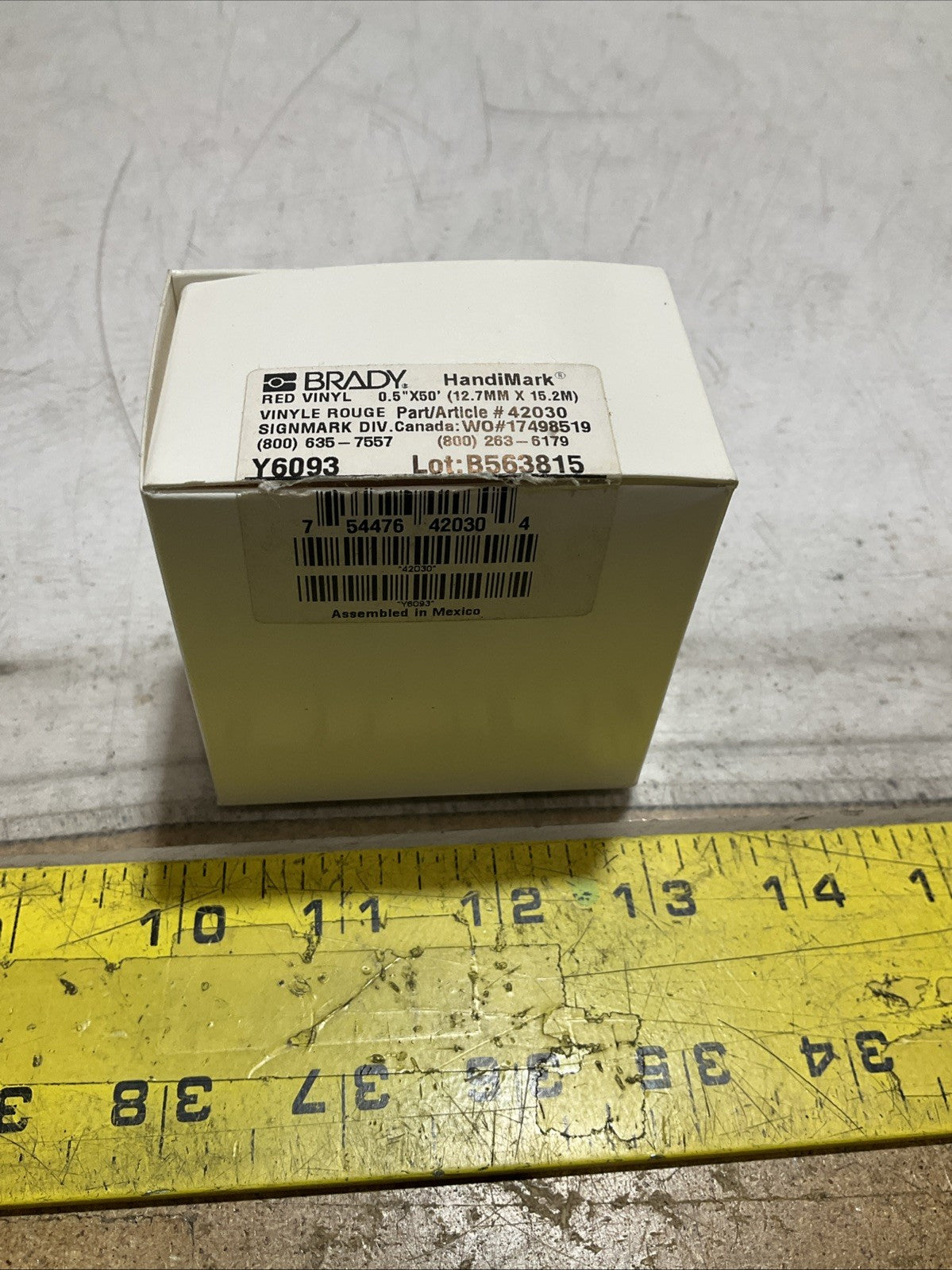 BRADY HANDIMARK Y6093 42030 B563815 RED VINYL 0.50X50 12.7MX15.2 LABEL TAPE Z2M
