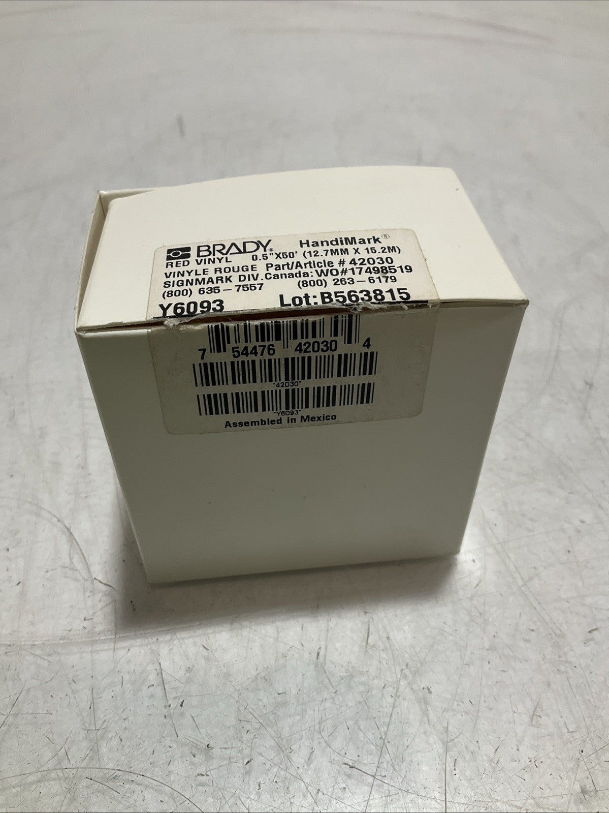 BRADY HANDIMARK Y6093 42030 B563815 RED VINYL 0.50X50 12.7MX15.2 LABEL TAPE Z2M