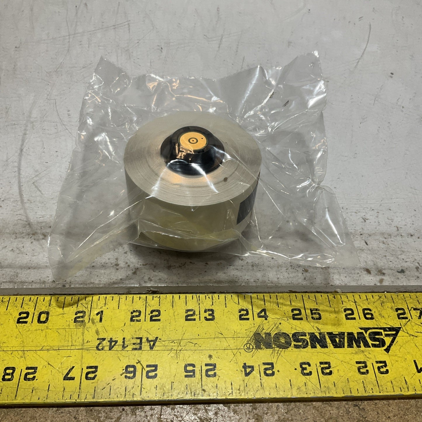 BRADY HANDIMARK 142273 YELLOW VINYL 1.0X50 25.4MX15.2M LABLE TAPE Z2M
