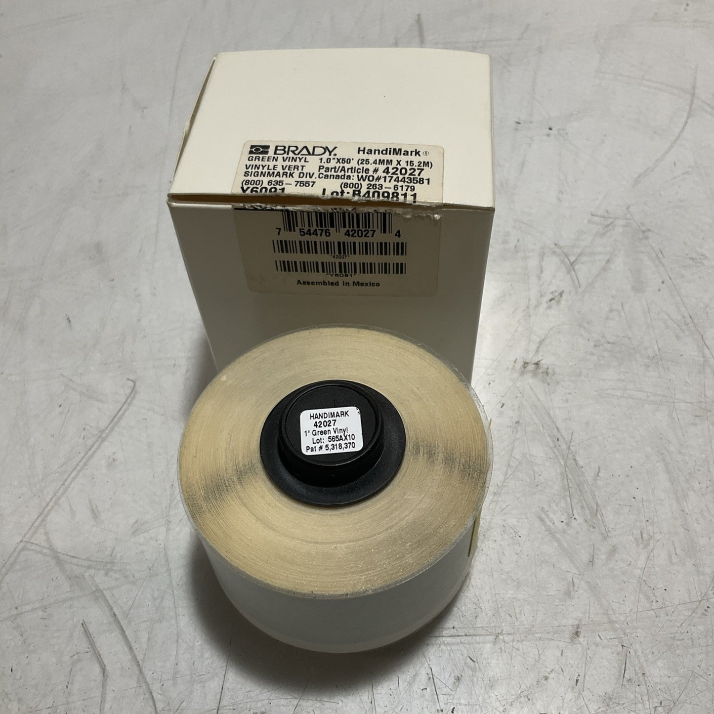 BRADY HANDIMARK Y6091-42027 GREEN VINYL LABEL TAPE 1.0X50 LOT OF 2 Z2M