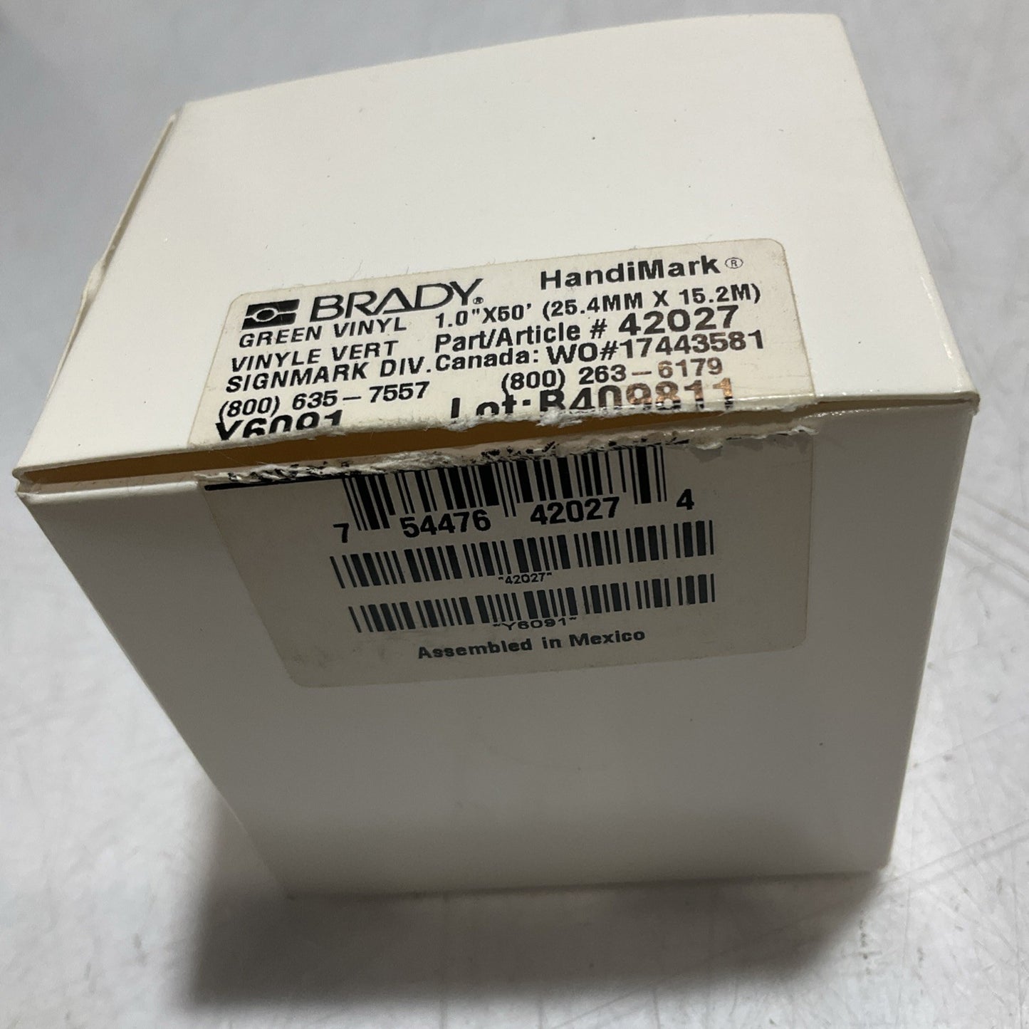 BRADY HANDIMARK Y6091-42027 GREEN VINYL LABEL TAPE 1.0X50 LOT OF 2 Z2M