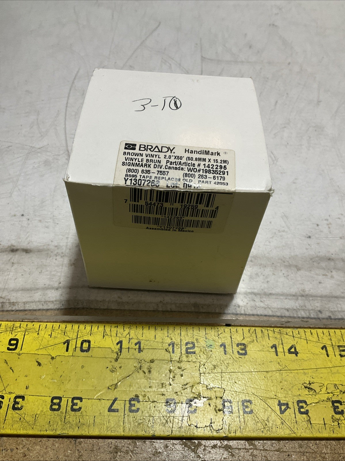 BRADY HANDIMARK Y1307268-142295-42021 BROWN VINYL 2.0X50 LABEL TAPE LOT OF 2 Z2M