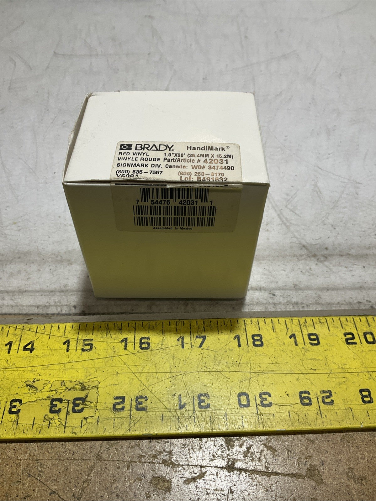 BRADY HANDIMARK Y6094-42031 RED VINYL ROUGE 1.0X50 25.4MX15.2 LABEL TAPE Z2M
