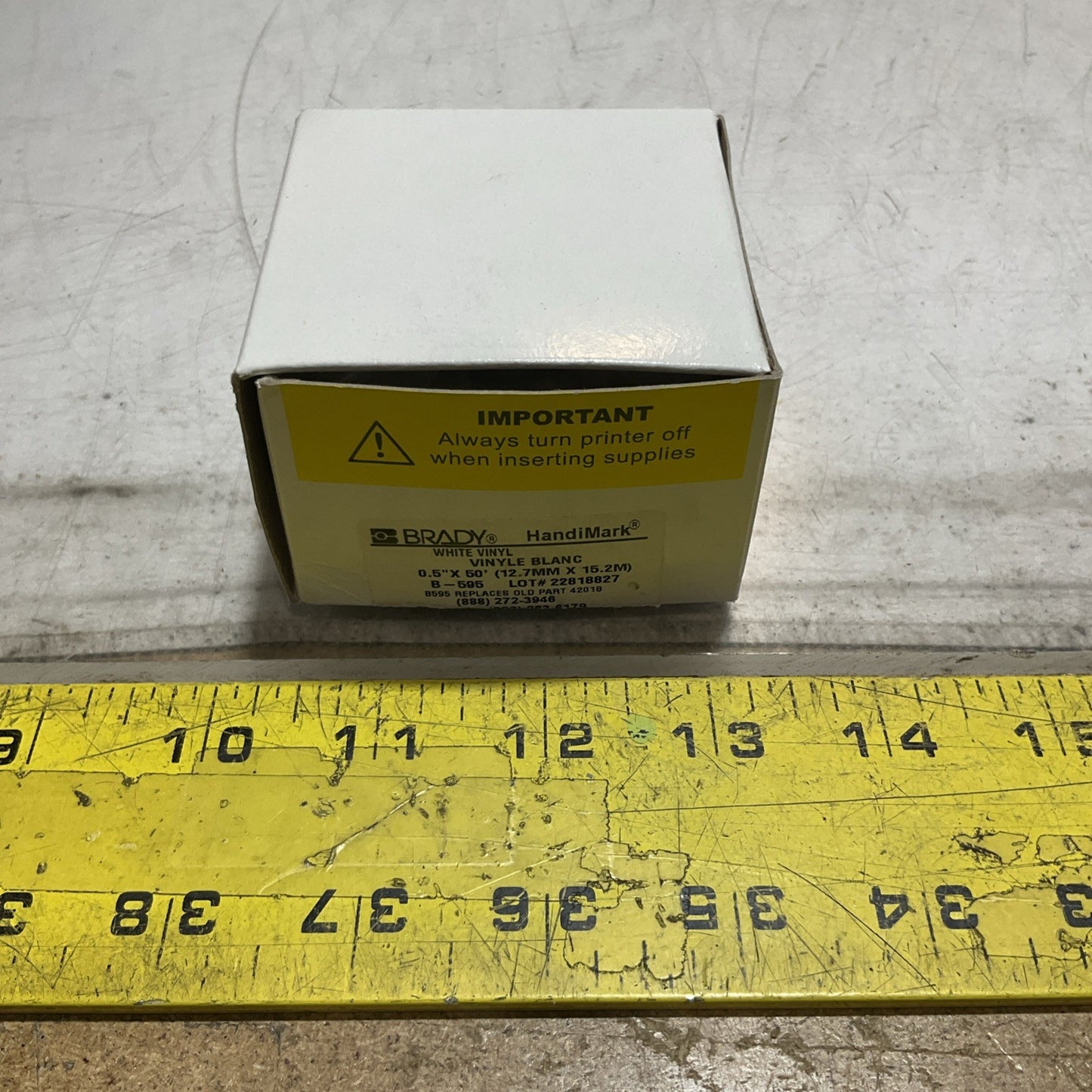 BRADY Y1306657 B-595- 142269 0.5X50 12.7MMX15.2M WHITE VINY LABELS QTY 2 Z2M