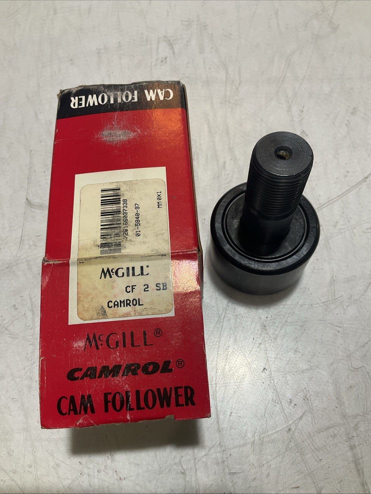 MCGILL CF 2SB  CYLINDRICAL INCH CAM FOLLOWER  BEARING  Z2M
